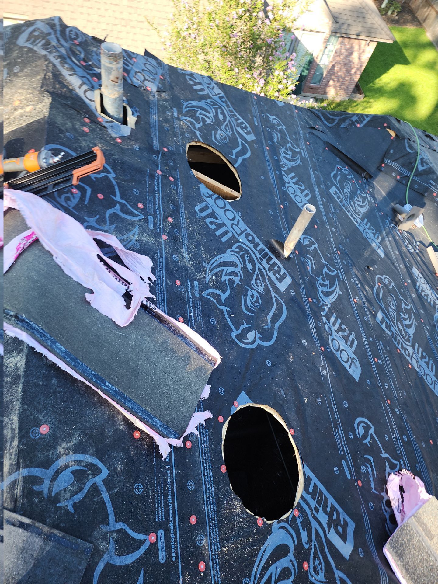 Residential Roofing Installation using Owen's Corning Duration (Lifetime) Shingles by Roof Repair Company