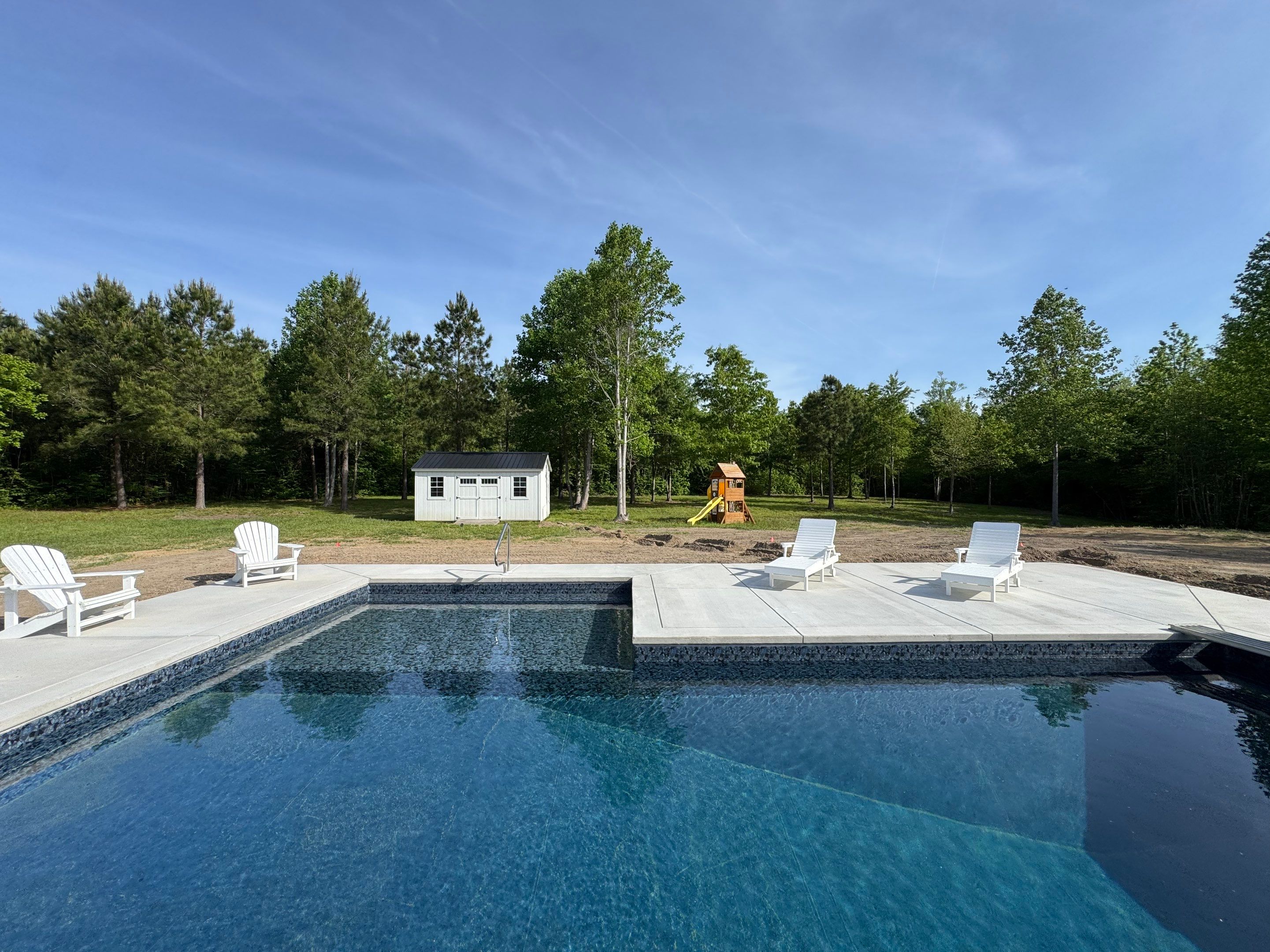 Sleek & Secure by Tidewater Fence