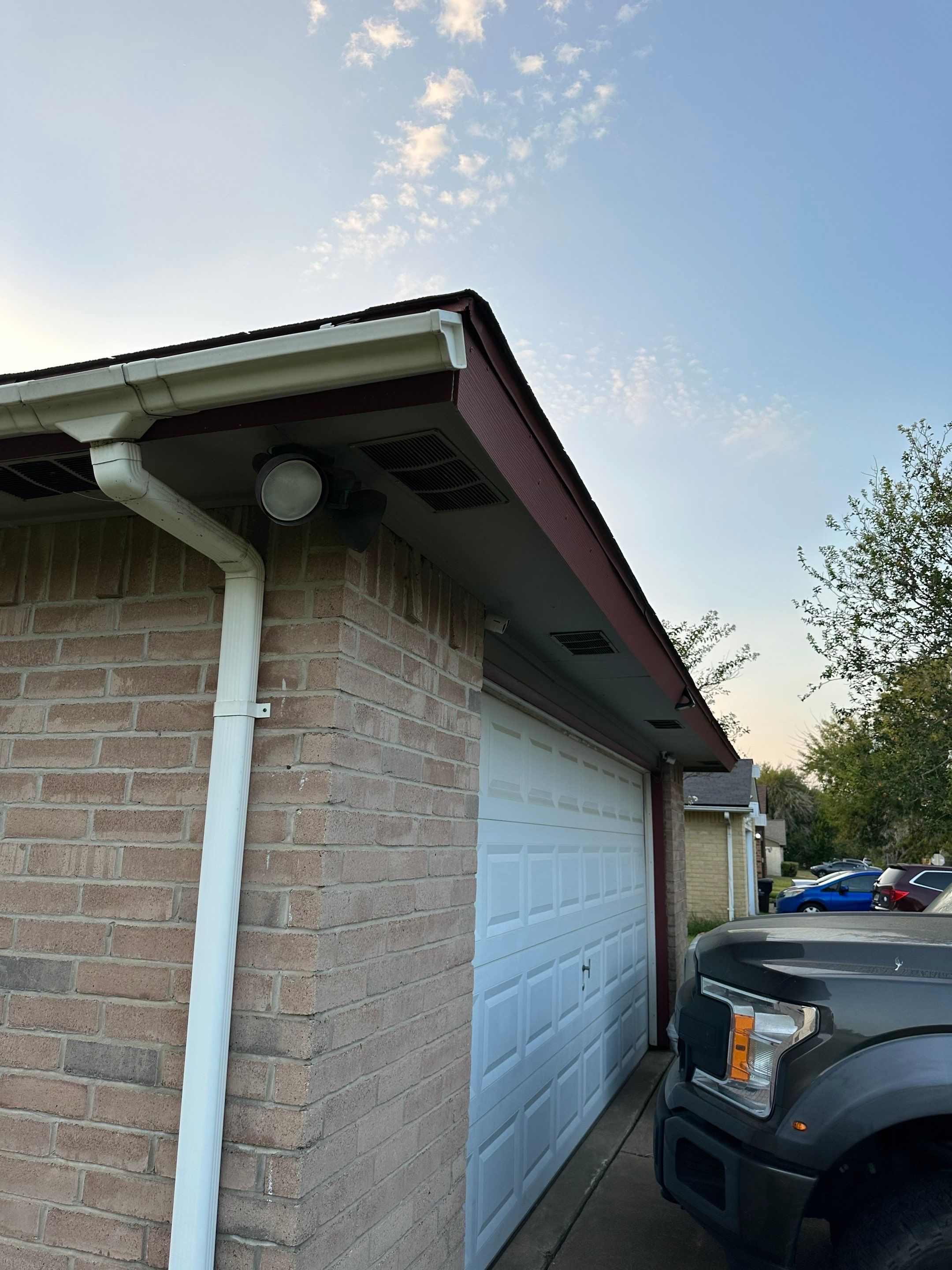 Residential Roofing Installation using Owen's Corning Duration (Lifetime) Shingles by Roof Repair Company