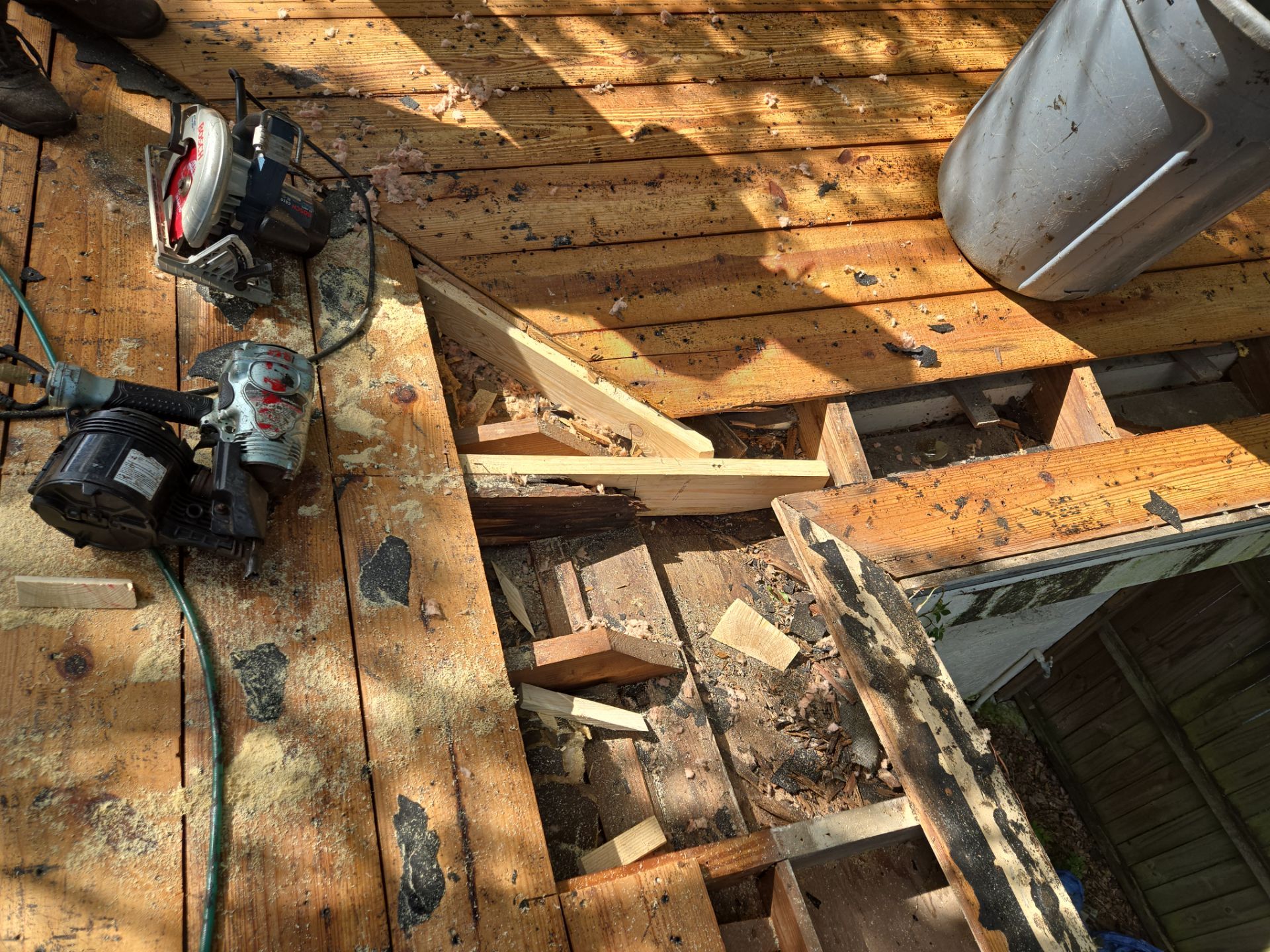 Project in Pinellas Park 33781 by Mitchell Roofing Company LLC 
