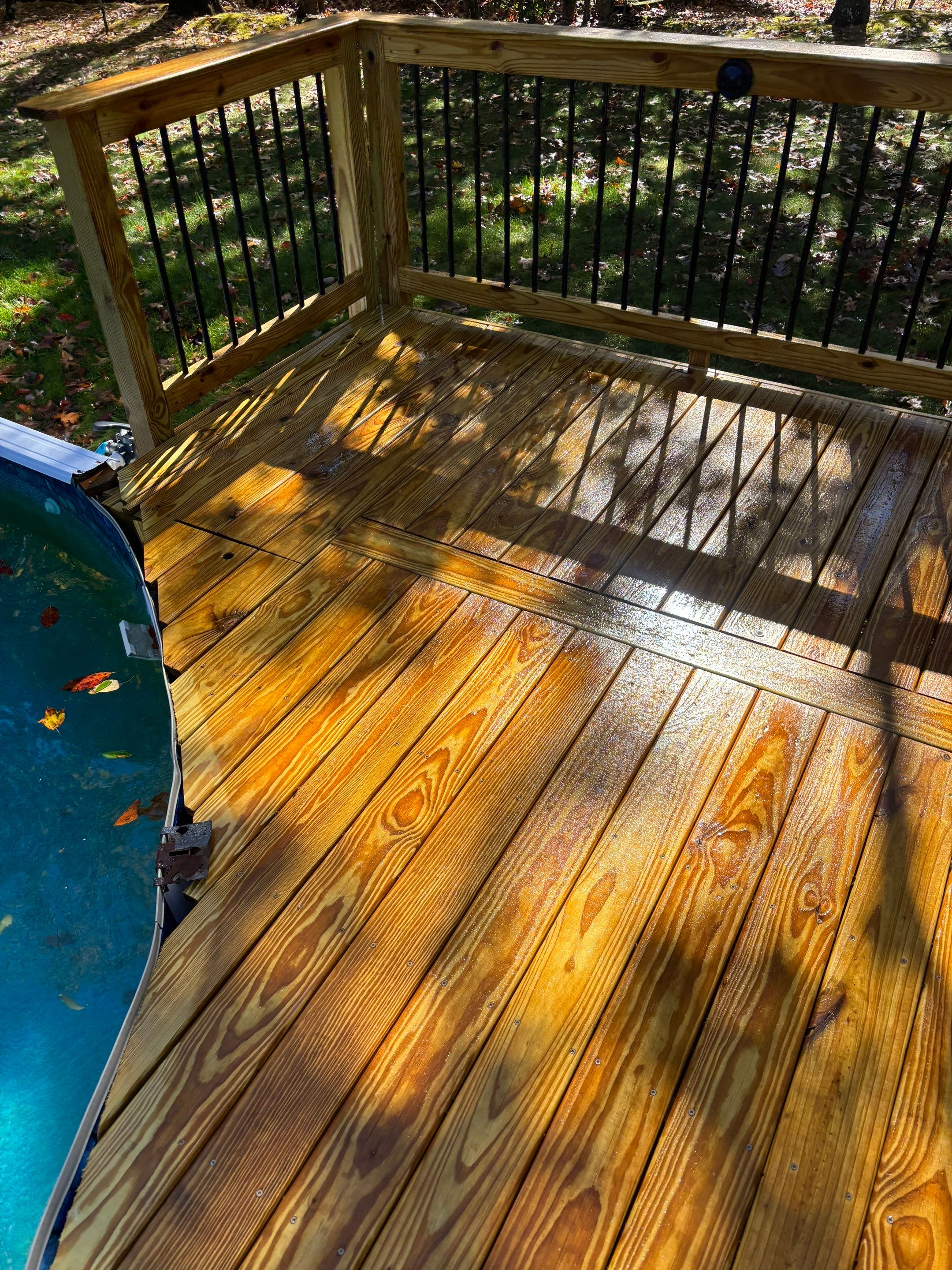 Wood Deck using Wood Sealant by DuraSeal