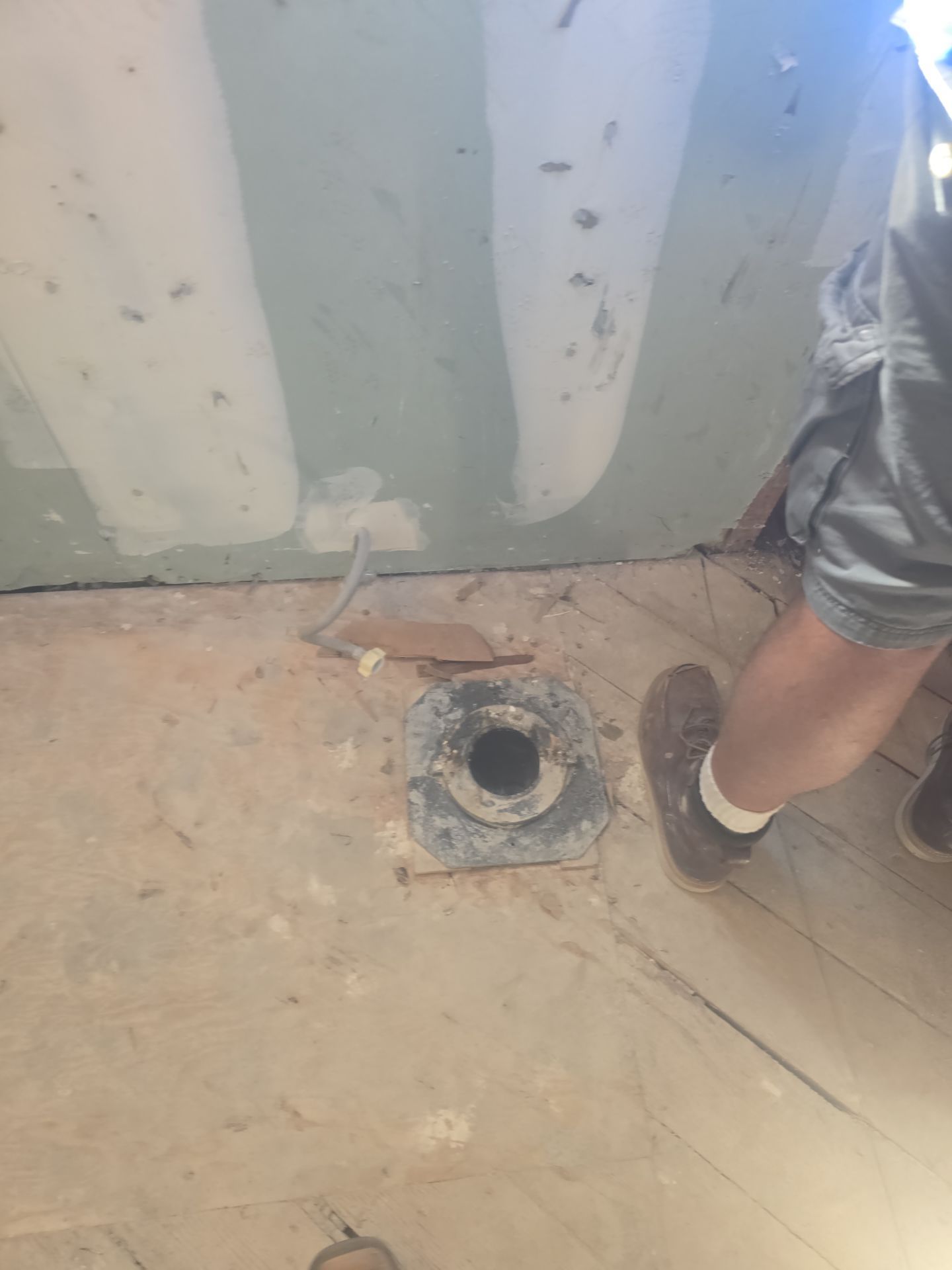 Checking for Water Leaks, Installing New Piping, and Testing Water Flow by Us Plumbing 