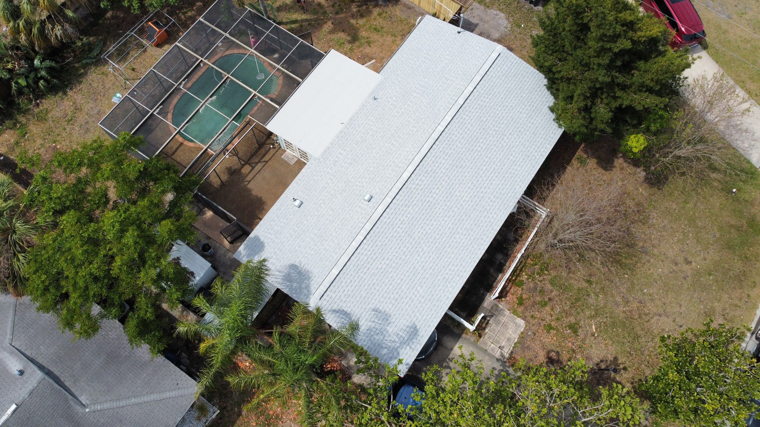 Roof replacement in Bradenton FL by Steadfast Roofing 