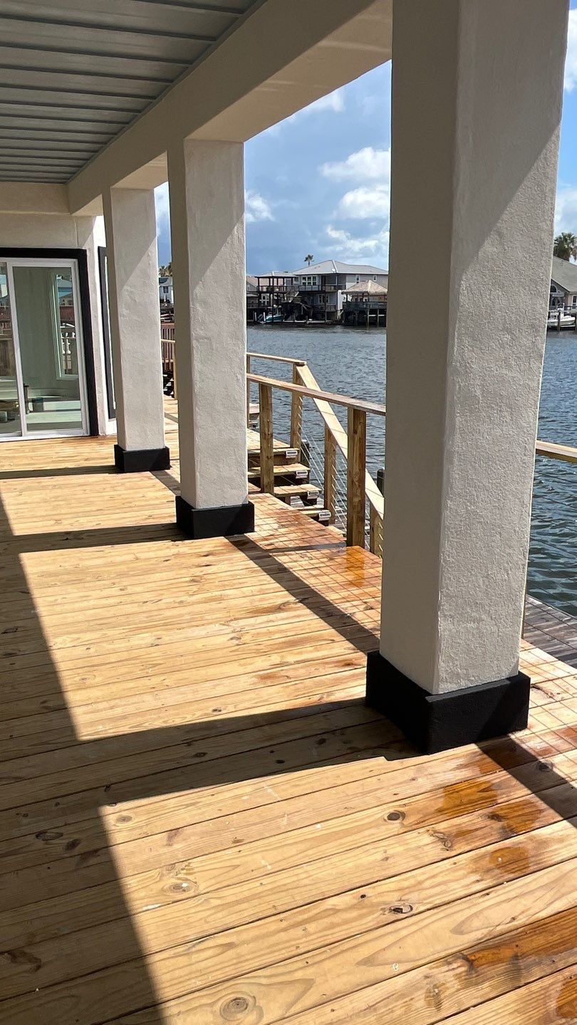 Island Time Modernized by Bayfront Roofing and Construction