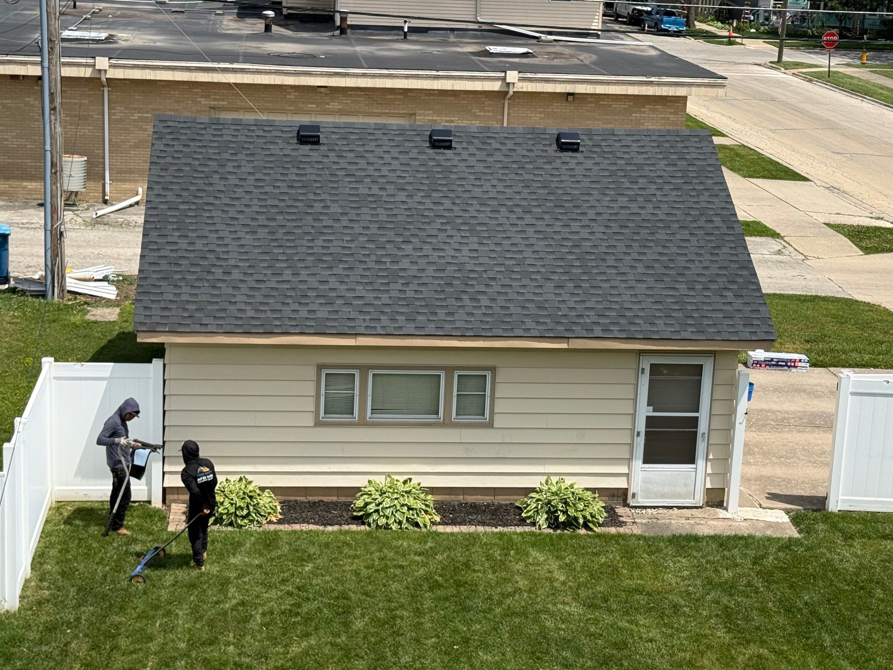Rooofing with GAF by Optimal Home Improvement 