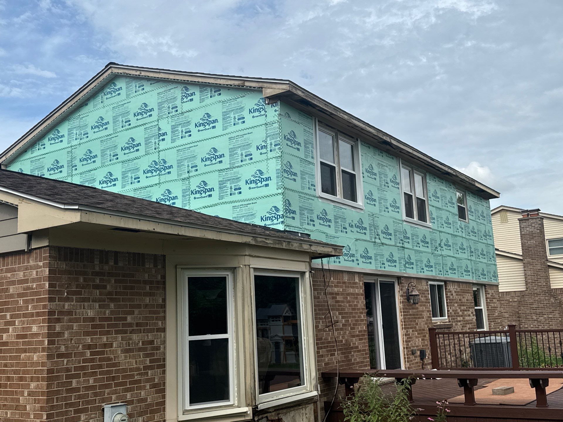 Siding Replacement using Alside S7 Cedar Mill Grain Pebble by 180 Contractors