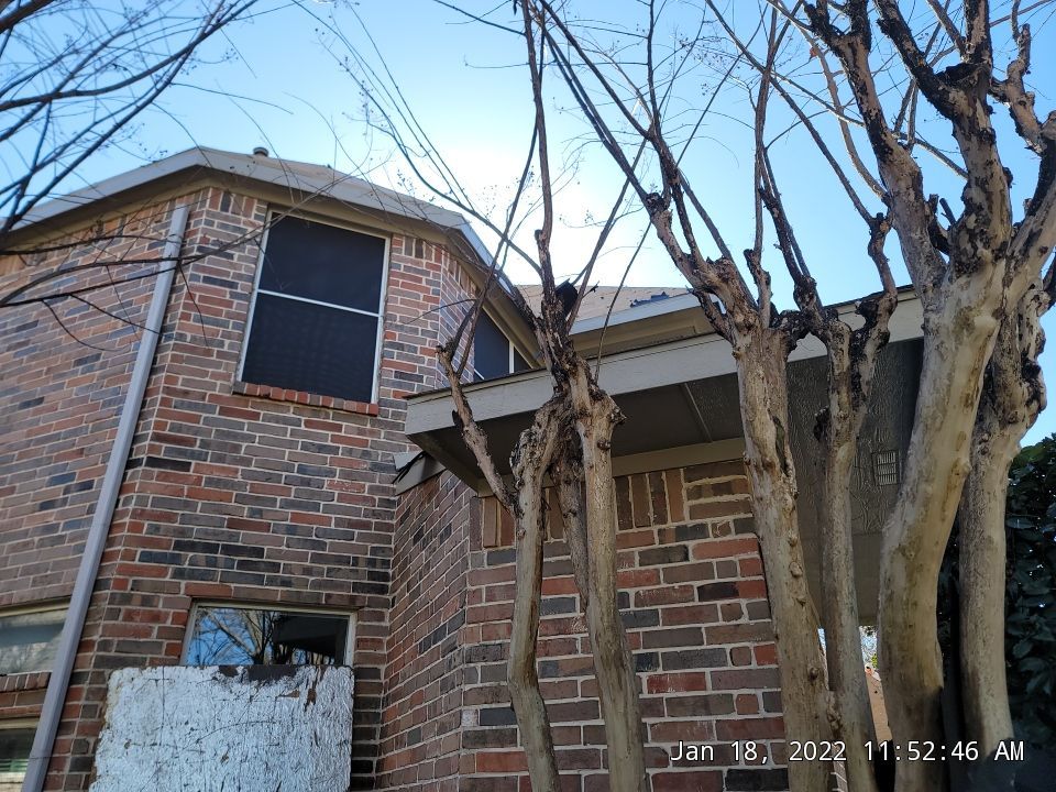 Insurance Claim Roof and Gutters using Owens Corning - Duration- Estate Gray -New Gutters - Exterior paint by Tex-Line Roofing