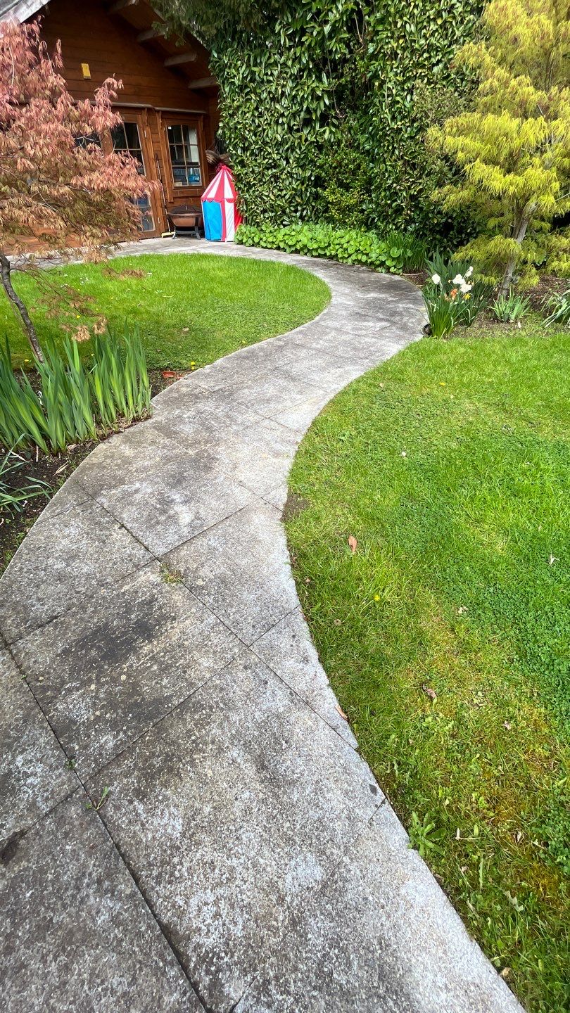 Patio Clean using honda 21 ltr/min by Ges Exterior Cleaning ltd