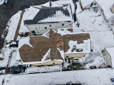 ๐ Full Roof Replacement with GAF Shingles in Syracuse, NY! ๐จโจ