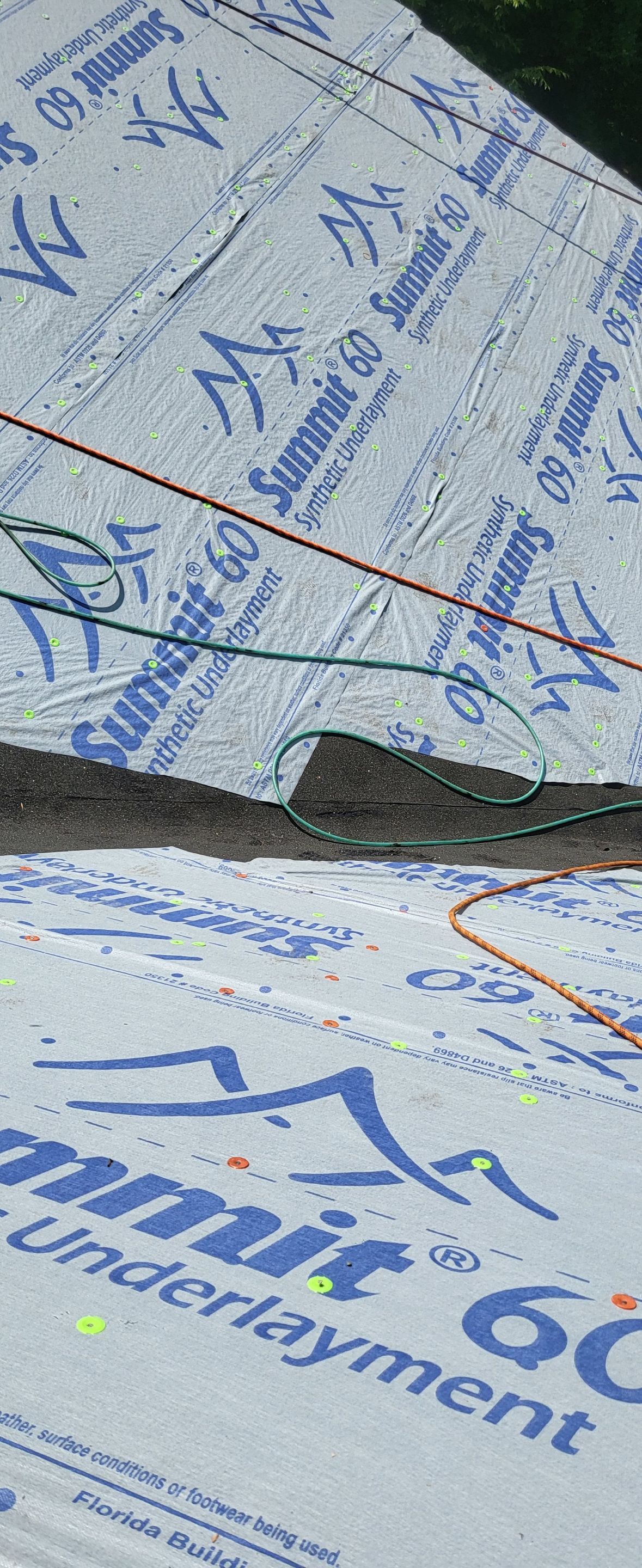 ATLAS PINNACLE HP W/SCOTCHGARD COLOR: WEATHERED WOOD by Eagle Eye Roofing