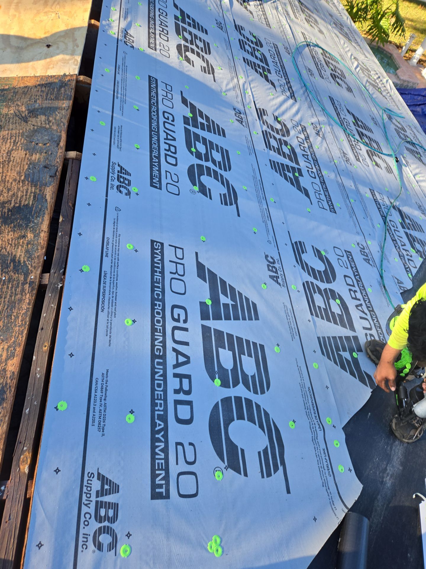 Project in St. Petersburg 33702 by Mitchell Roofing Company LLC