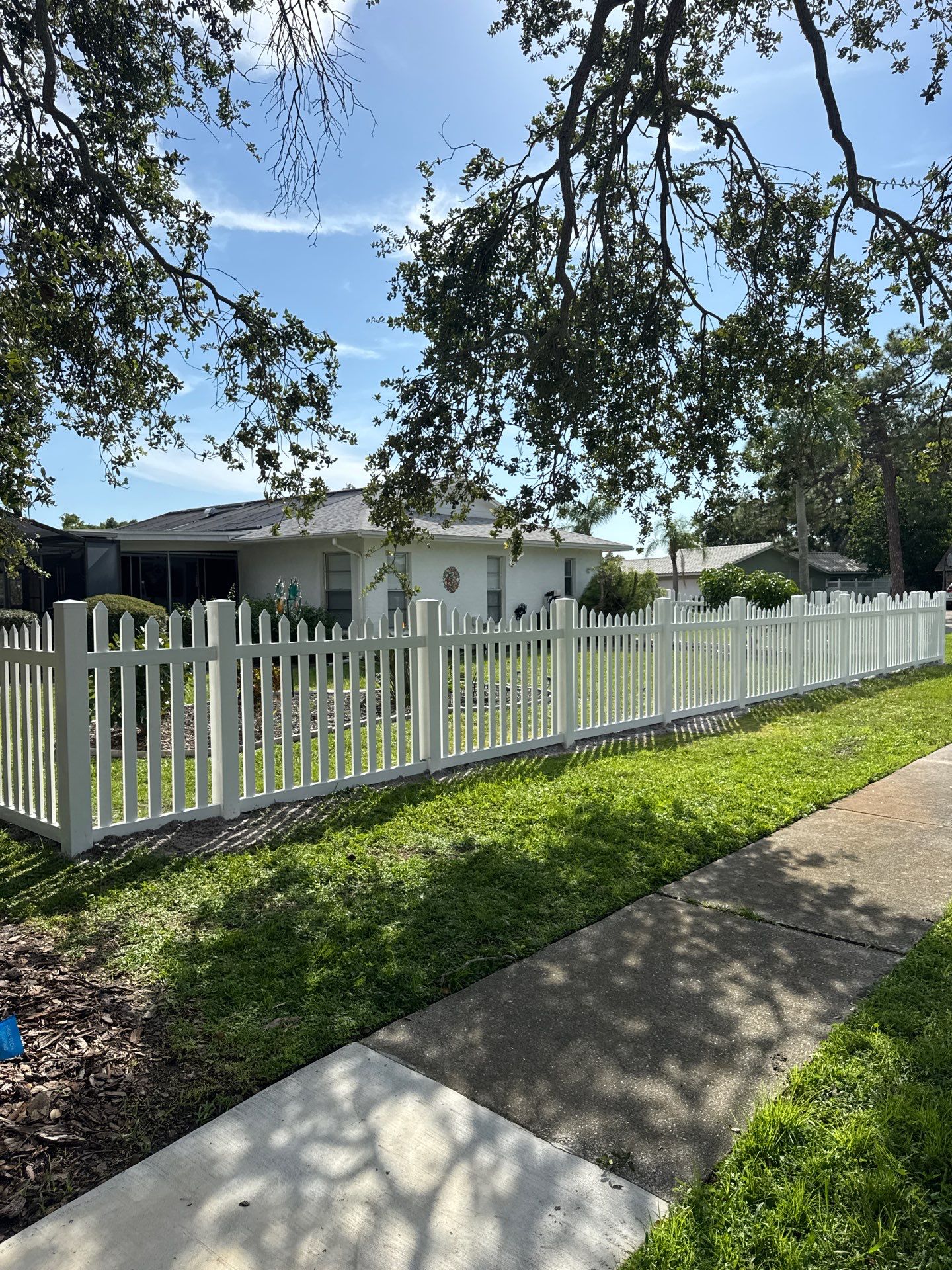 1371 Palmwood Dr  by H&Y Fence