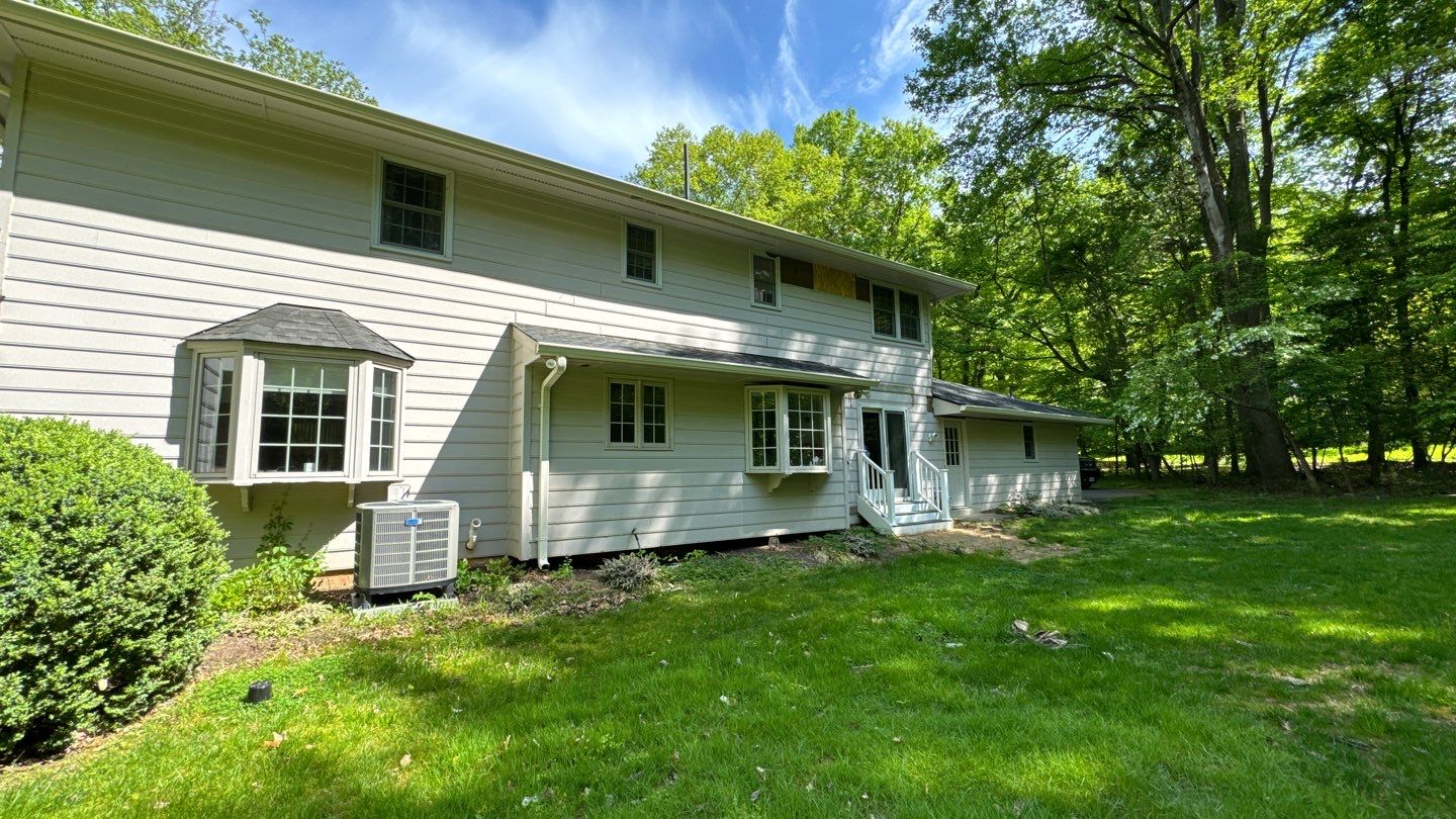 Great Falls: Siding Replacement with James Hardie Statement Beaded Plank in Cobblestone by RM Banning, Inc.