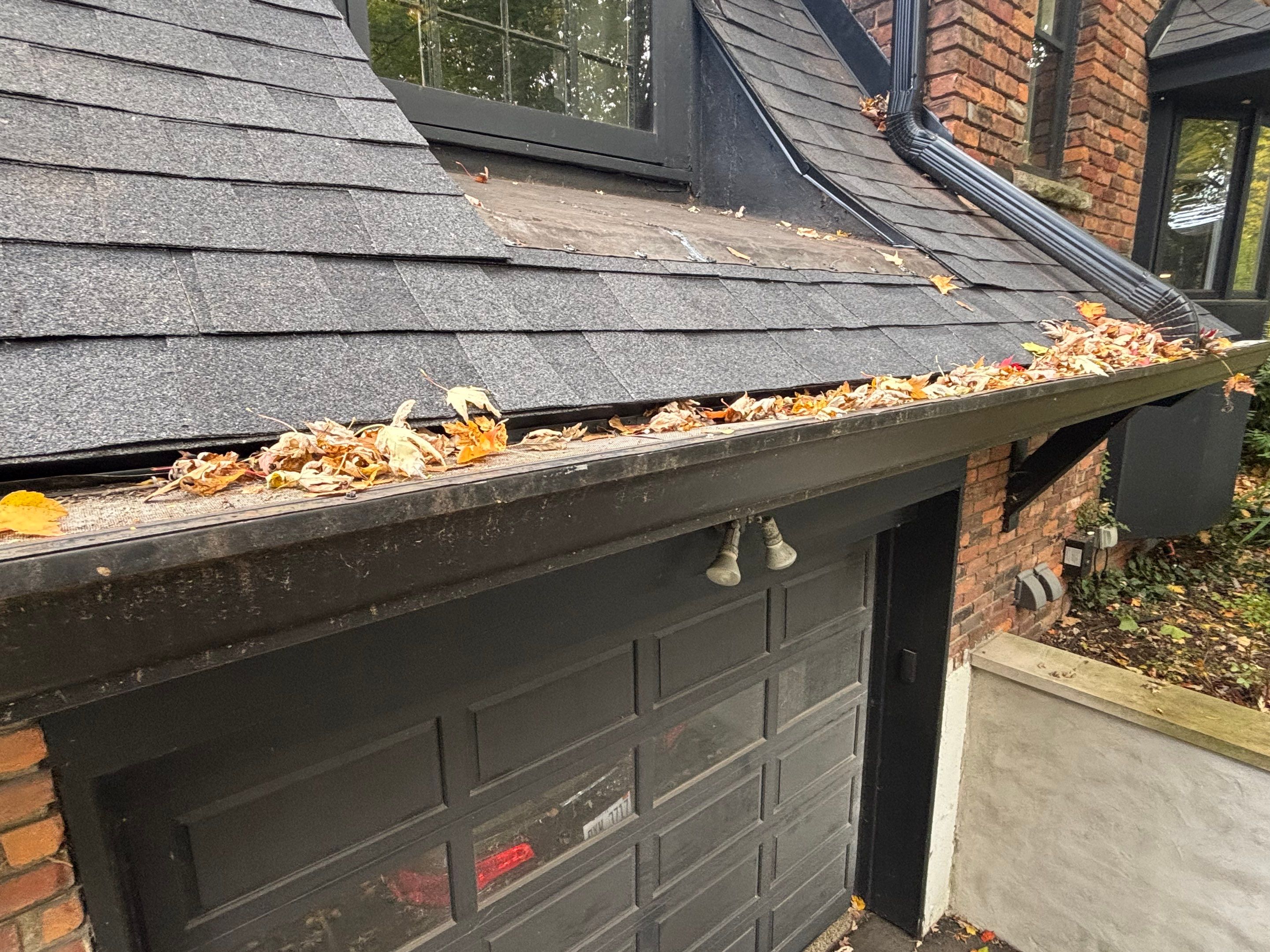 Roof Replacement using Owens Corning Onyx Black by 180 Contractors