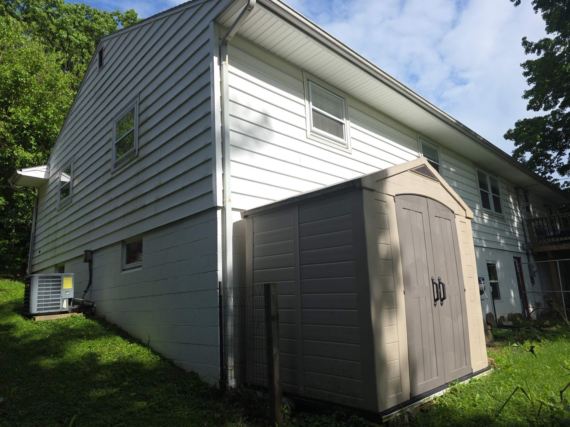 Lancaster, OH Windows, Siding, Gutters & Paint! by Canopy Contracting