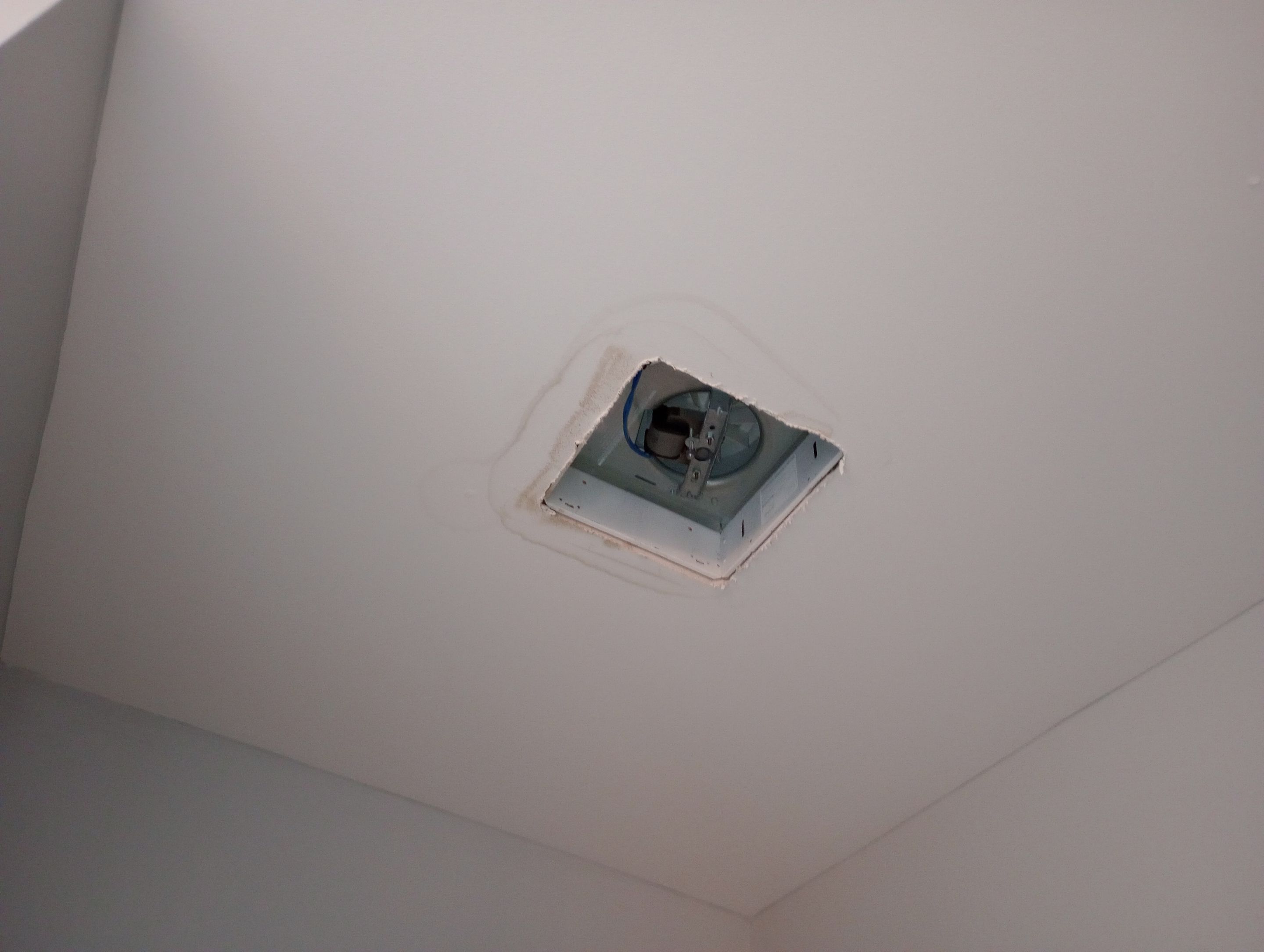 Water Damage Dryout in Bathroom Ceiling by ANR Restoration