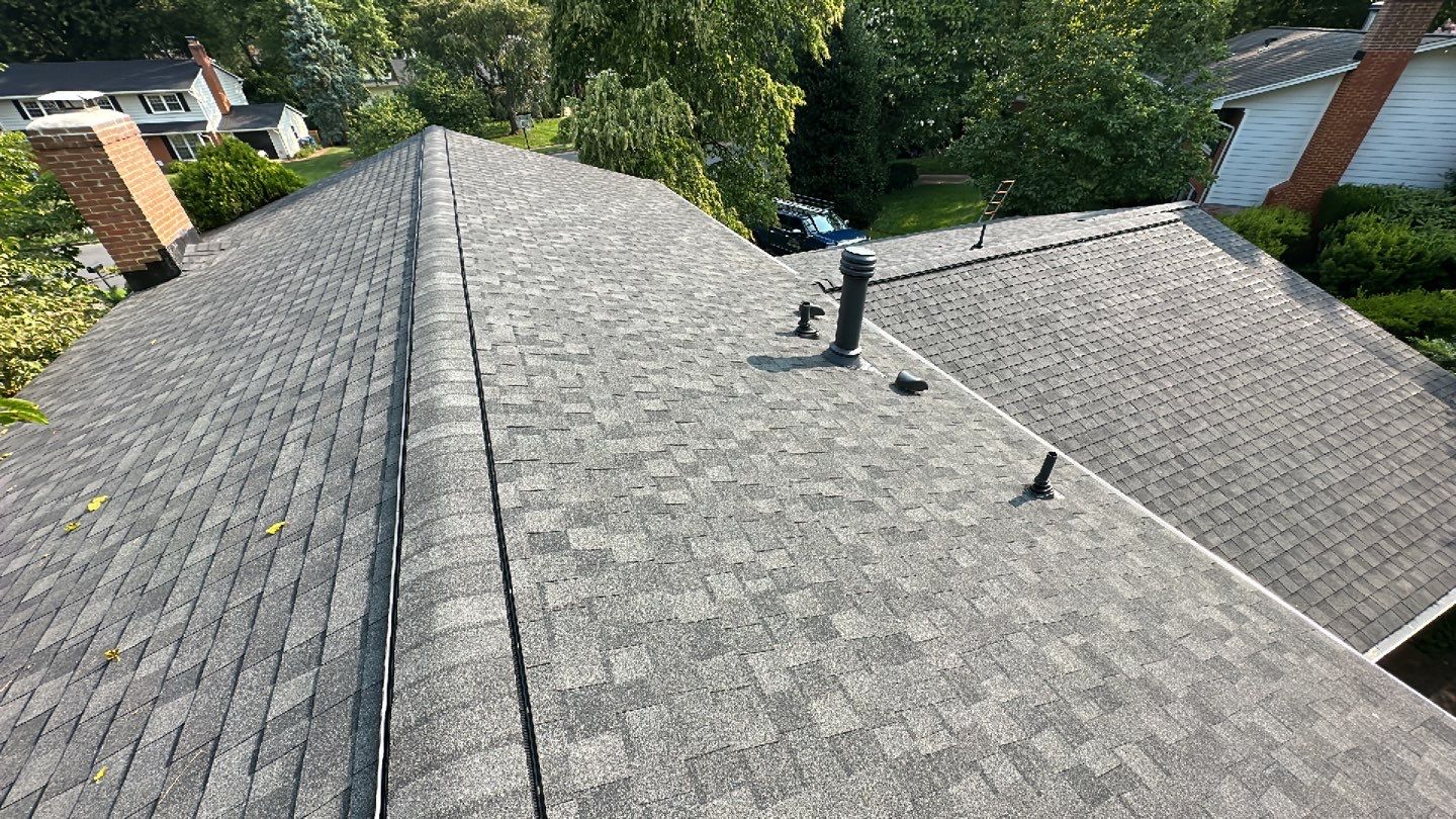 Vienna: CertainTeed Landmark Pro Architectural Shingles in Max Def Pewterwood by RM Banning, Inc.