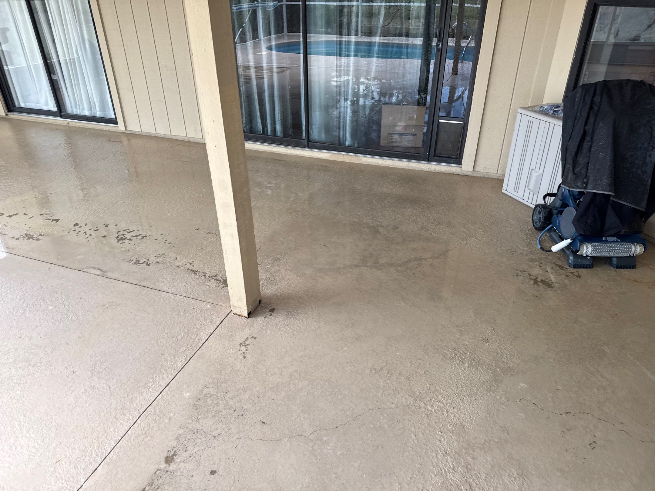 Pool Cage & Painted Pool Deck Cleaning in Sarasota, FL | Soft Wash by Sunshine AquaWash