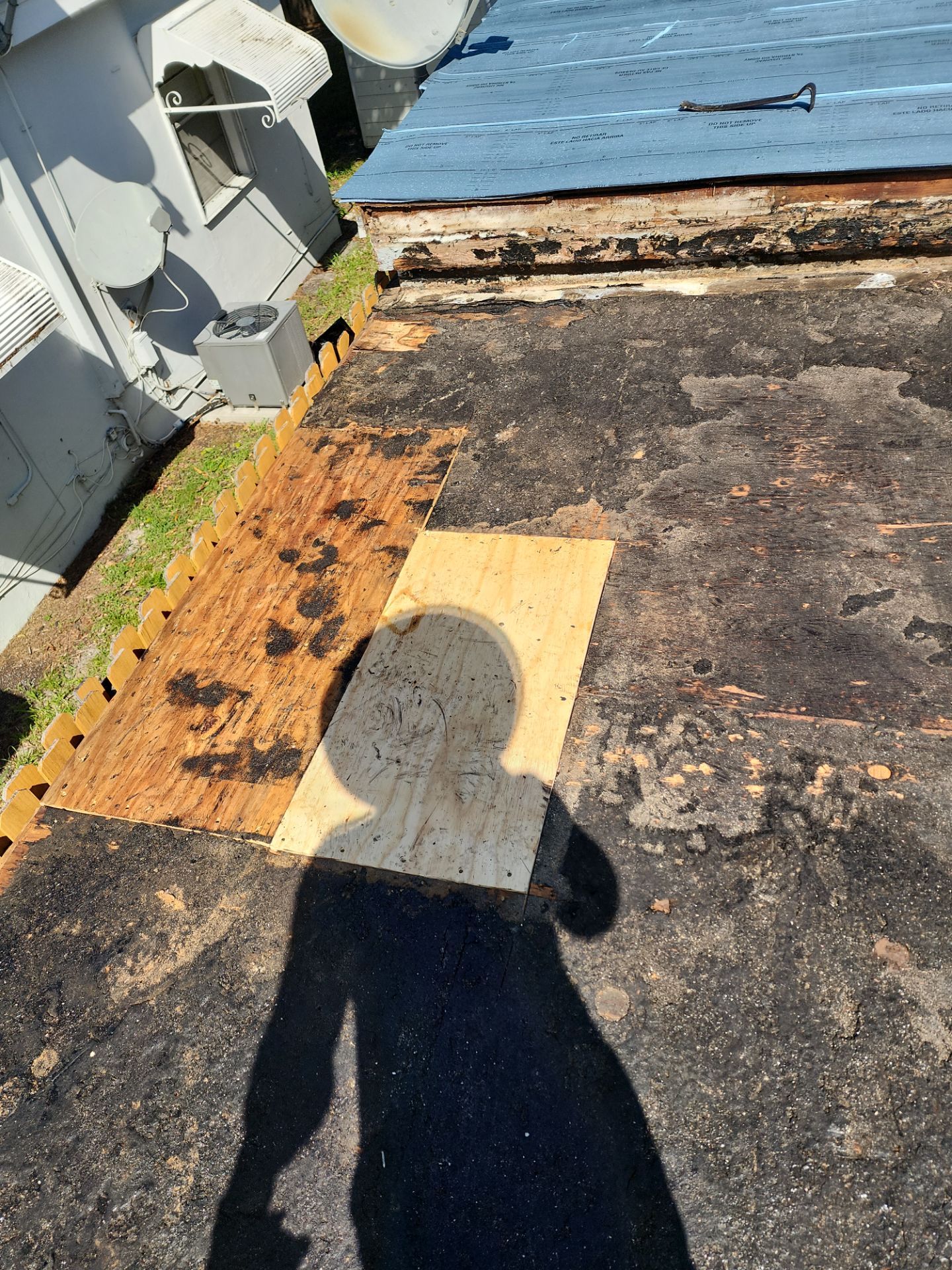 Flat Roof Replacement and Fascia Board Installation in Lake Worth by Aastro Roofing