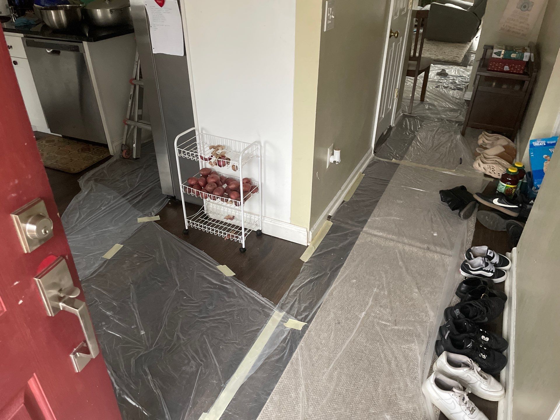 Leak pot water heater by Restoration services
