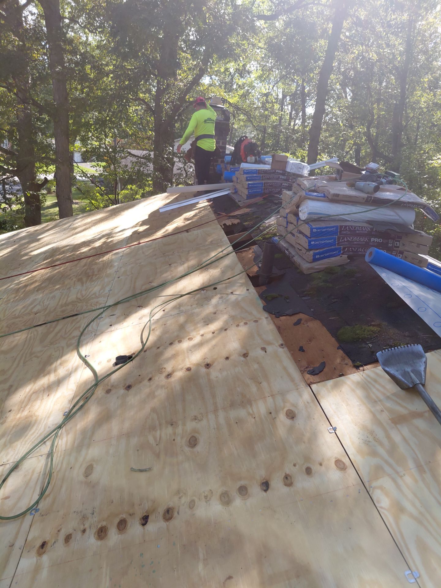 Springfield : Residential Roof Replacement with CertainTeed Landmark Pro in Max Weathered Wood  by RM Banning, Inc.