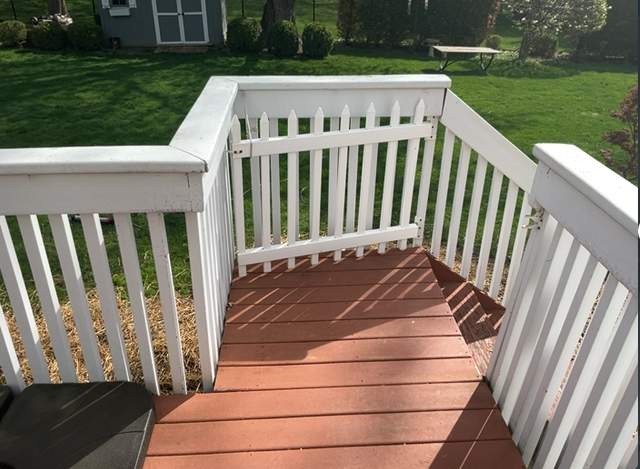 Deck and Landing Resurfacing in Florham Park, New Jersey by deck guardian