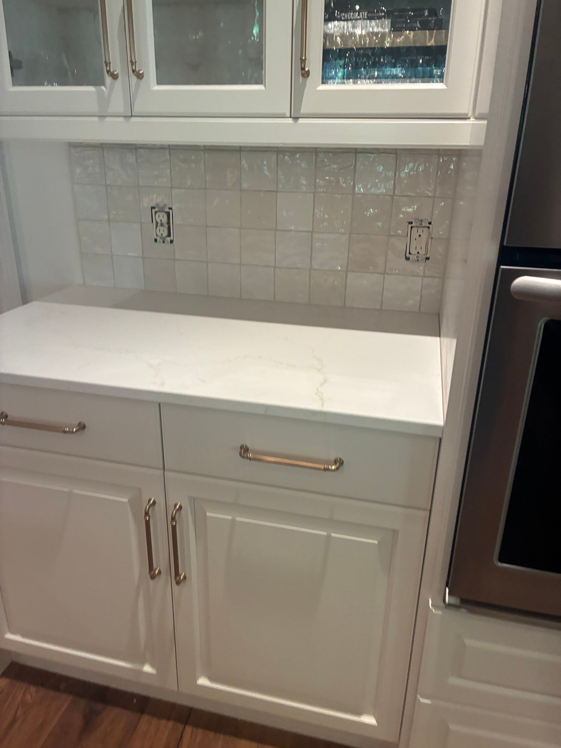 Brentwood Backsplash by Footprints Floors of Nashville