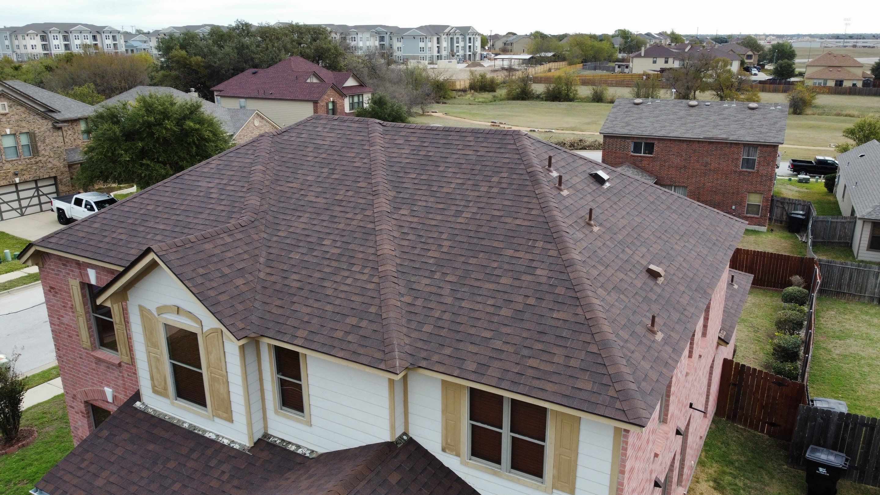Residential Roofing Installation using Owens Corning Oakridge by Kstylez Roofing & Construction