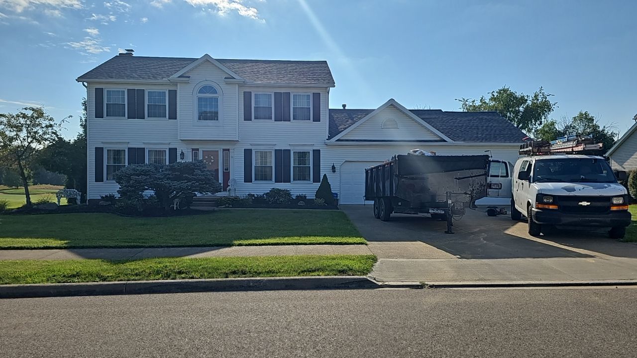 CT LANDMARK COLOR: PEWTER by Eagle Eye Roofing