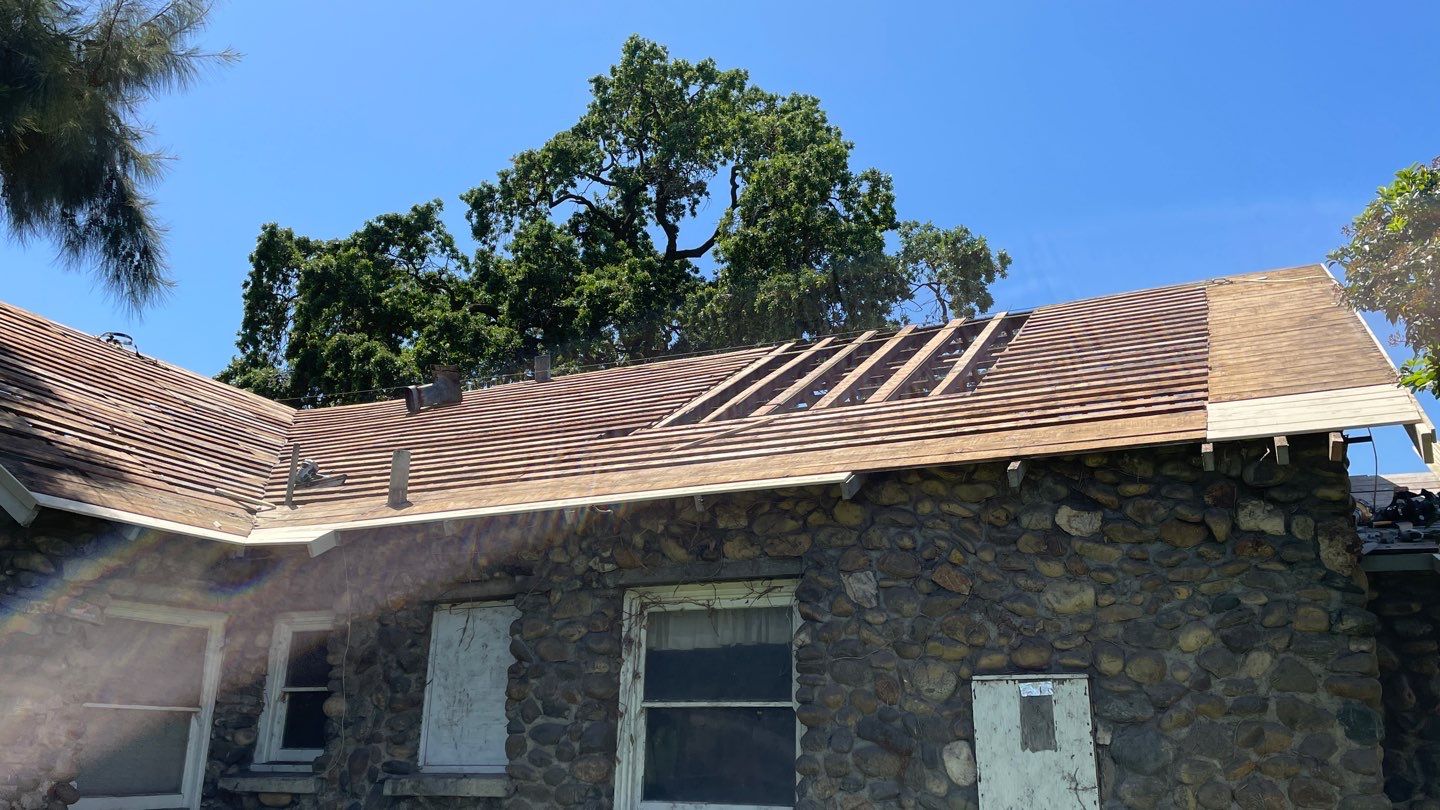 Certainteed Landmark Solaris shingle job at Merced Fairgrounds by Straight Edge Roofing Inc