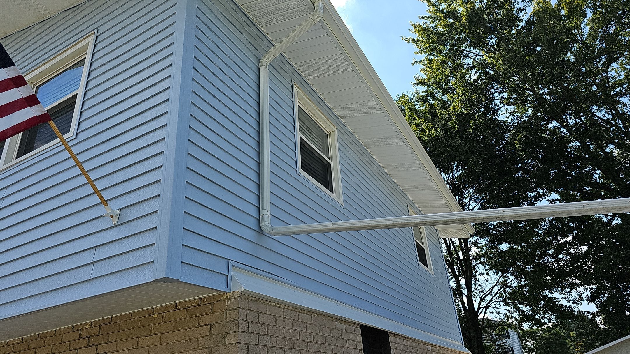 Polaris HomeView, Color: Coastal Sky by Eagle Eye Roofing