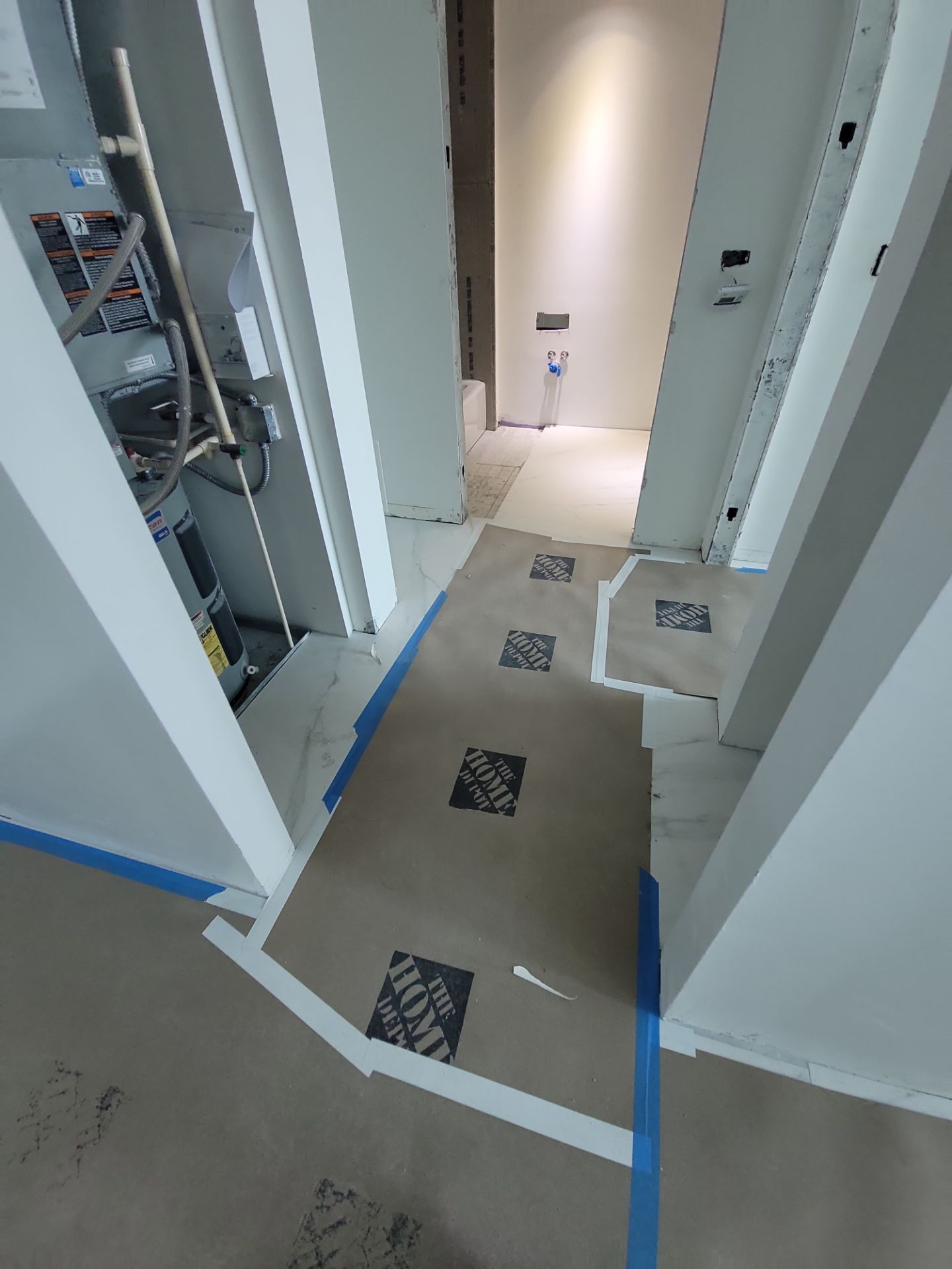 Modern High-Rise Interior Renovation and Custom Tile Installation in Miami by Picos Construction Engineering