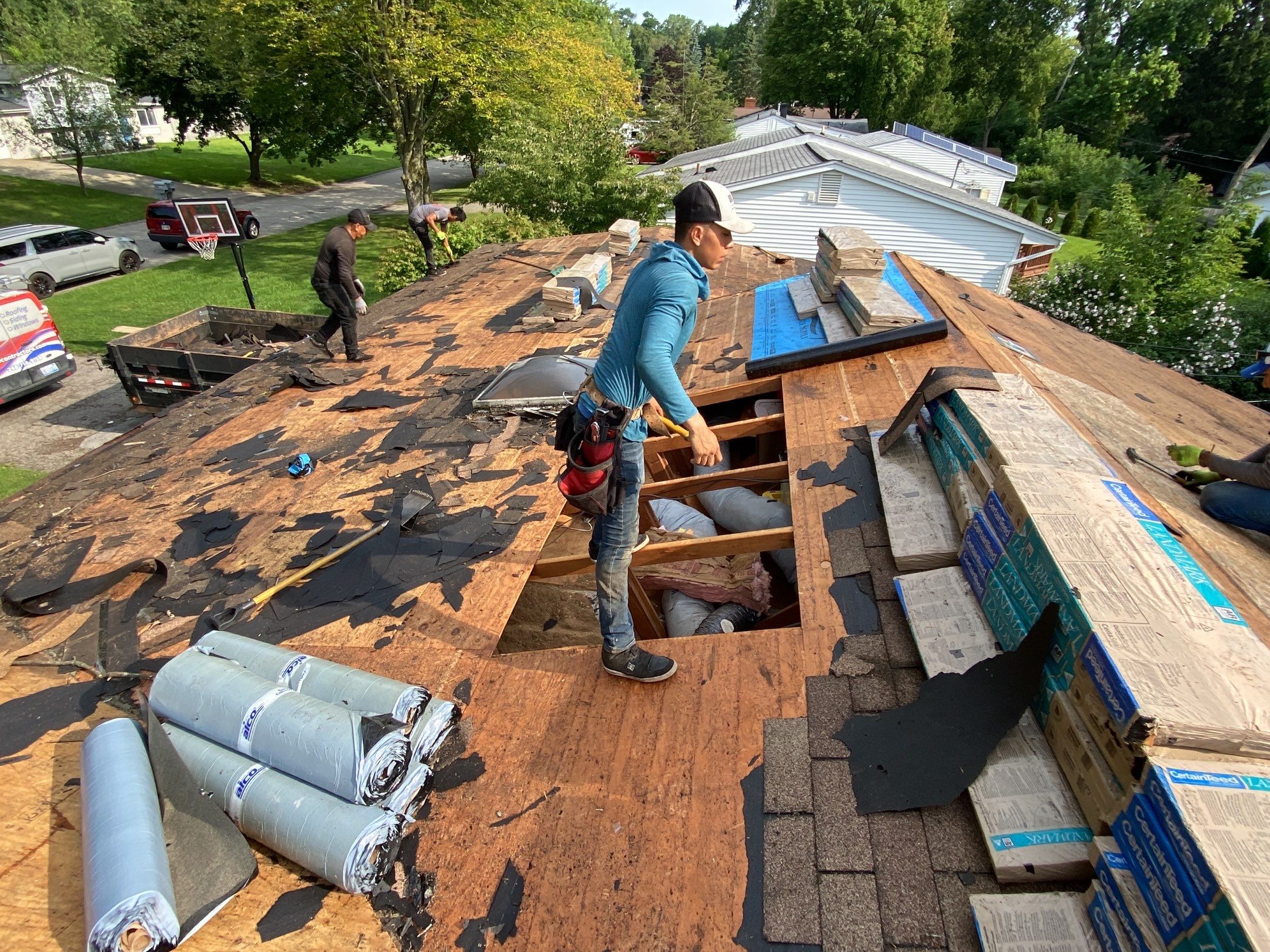 Roof Replacement using CertainTeed Landmark by 180 Contractors