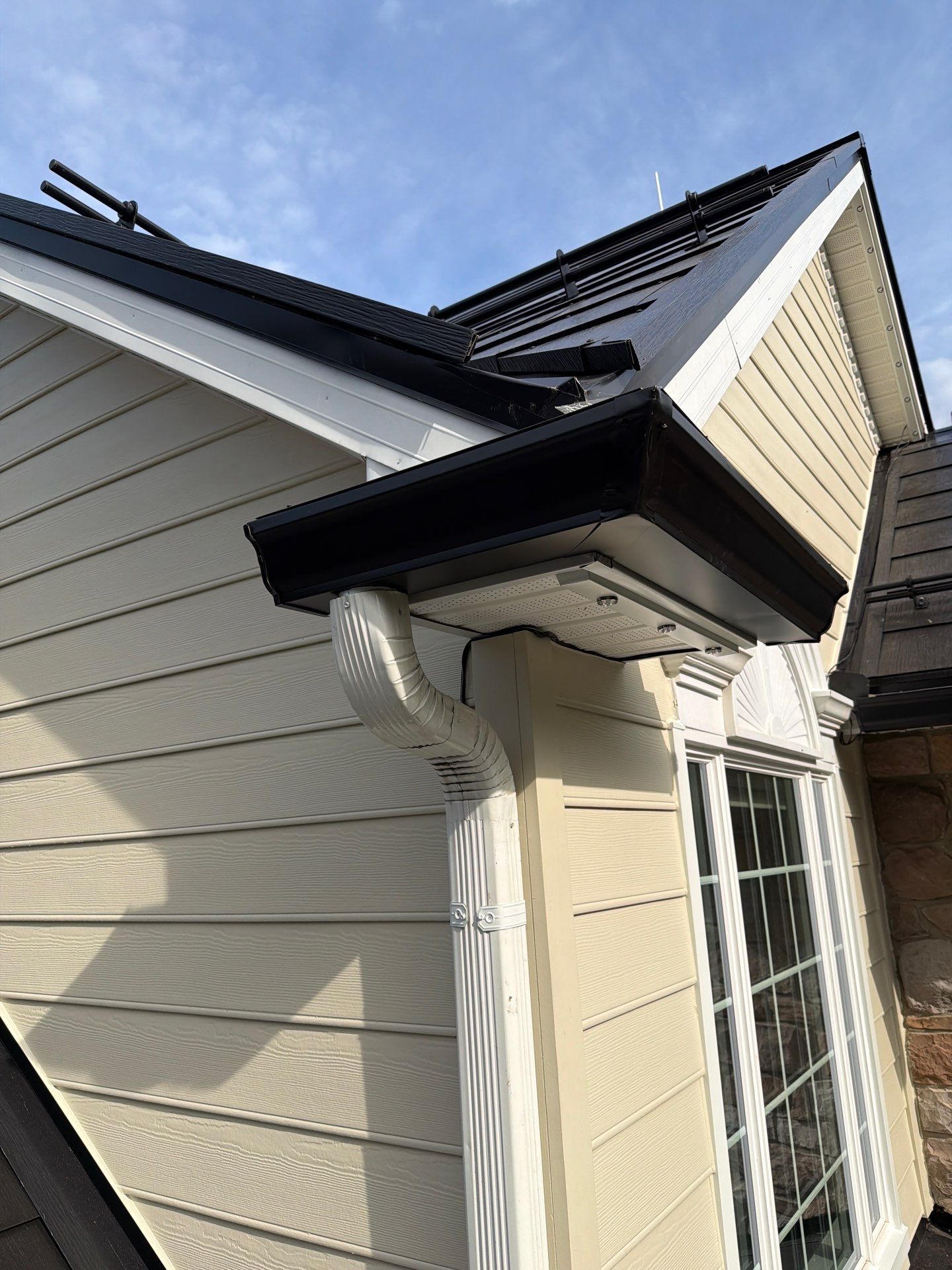 Beautiful James Hardie Siding & Tesla Solar Roof by American Home Contractors