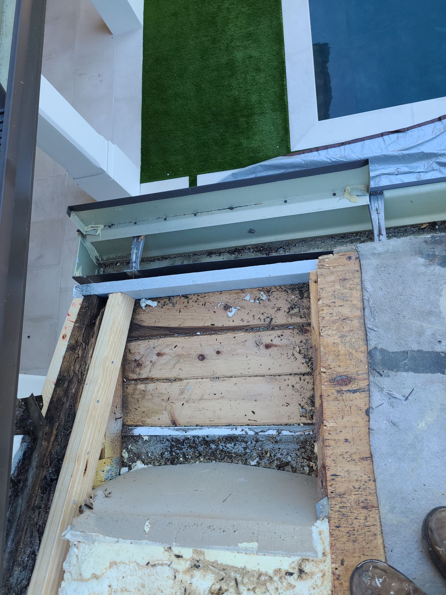 Tile Roof Repair in West Palm Beach – Expert Leak Detection & Precision Repairs by Aastro Roofing