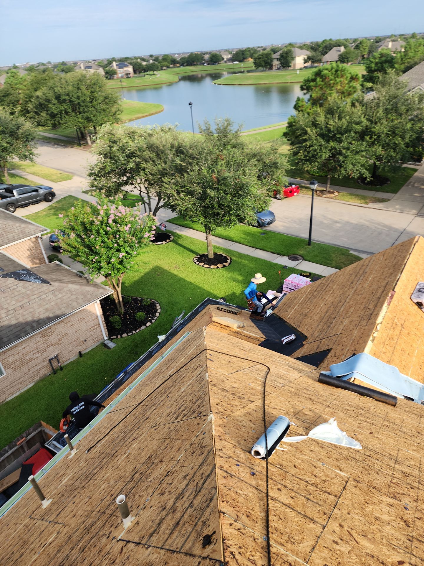 Residential Roofing Installation using Owen's Corning Duration (Lifetime) Shingles by Roof Repair Company
