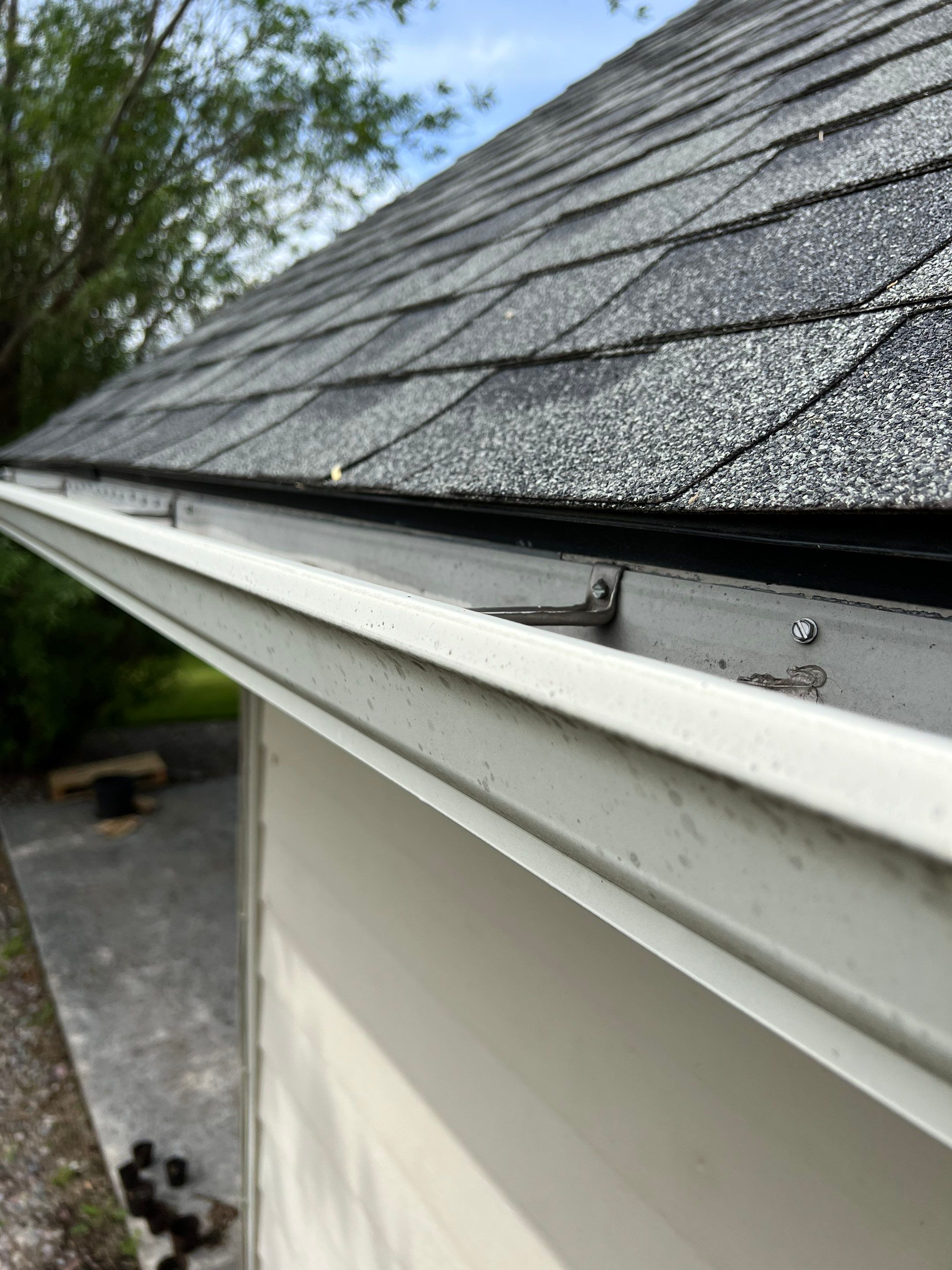 GAF Timberline HDZ - Charcoal by Montana Roofing Solutions