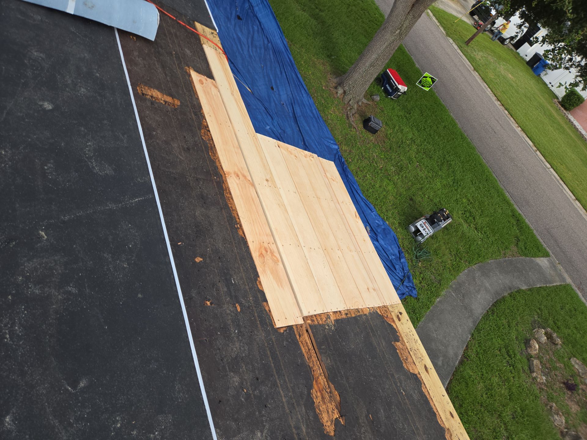 Project in St. Petersburg 33710 by Mitchell Roofing Company LLC 