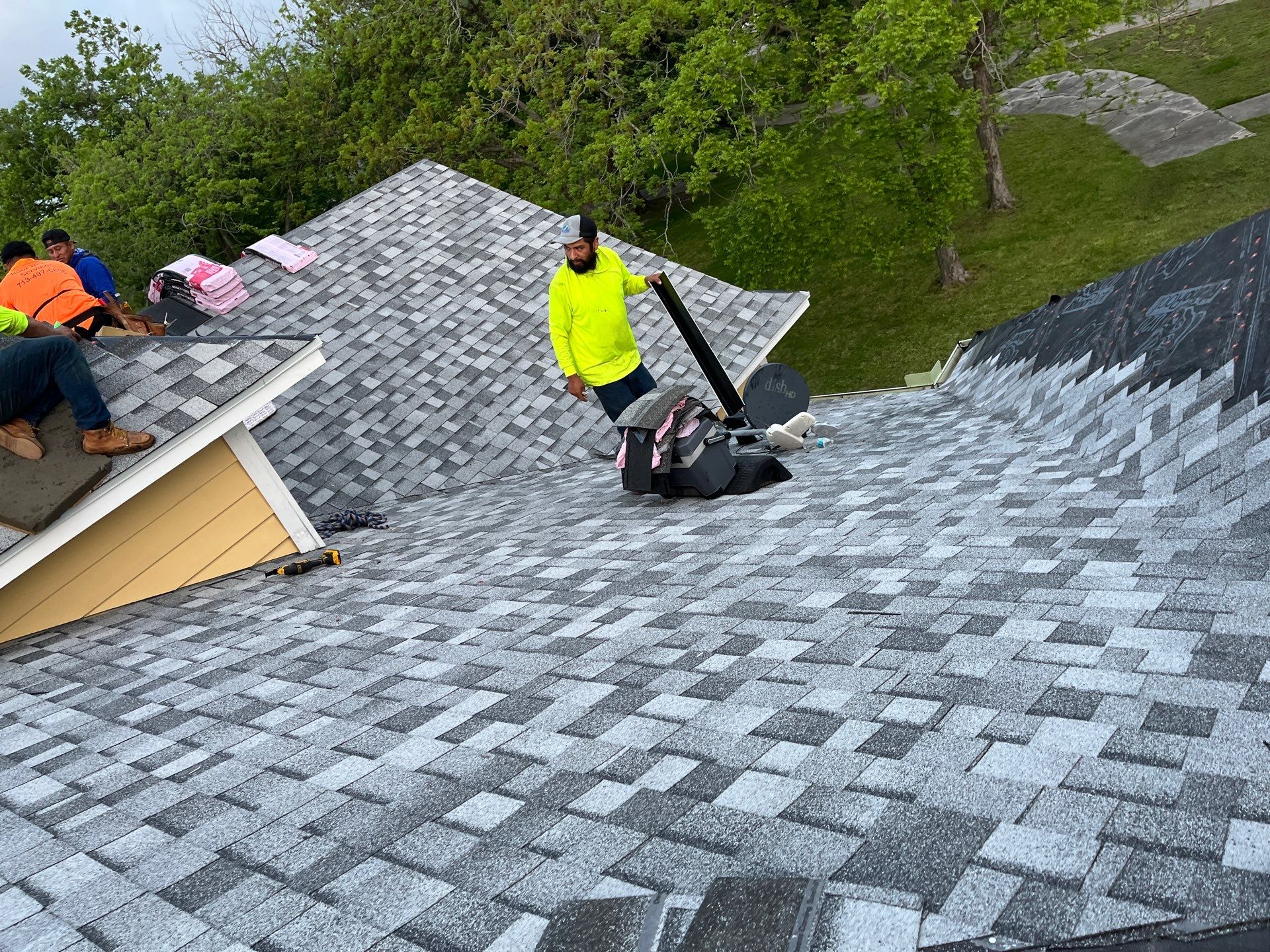 Residential Roofing Installation using Owen's Corning Duration (Lifetime) Shingles by Roof Repair Company