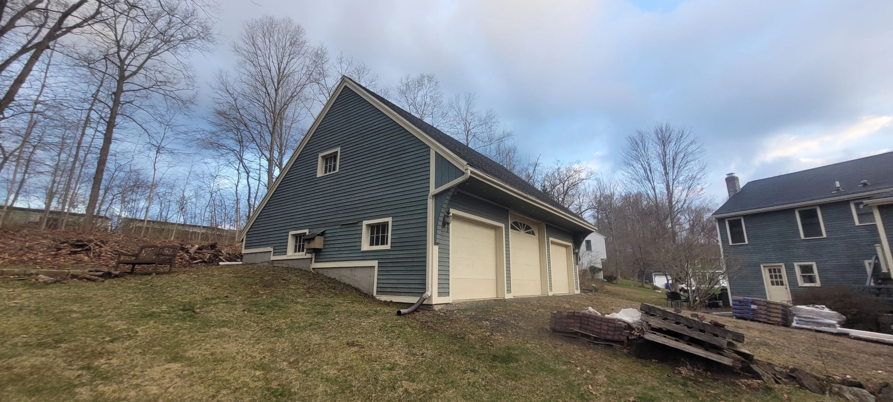 Flawless combination of style and strength; a brand new asphalt shingled roof by DiGiorgi by DiGiorgi Roofing and Siding Inc