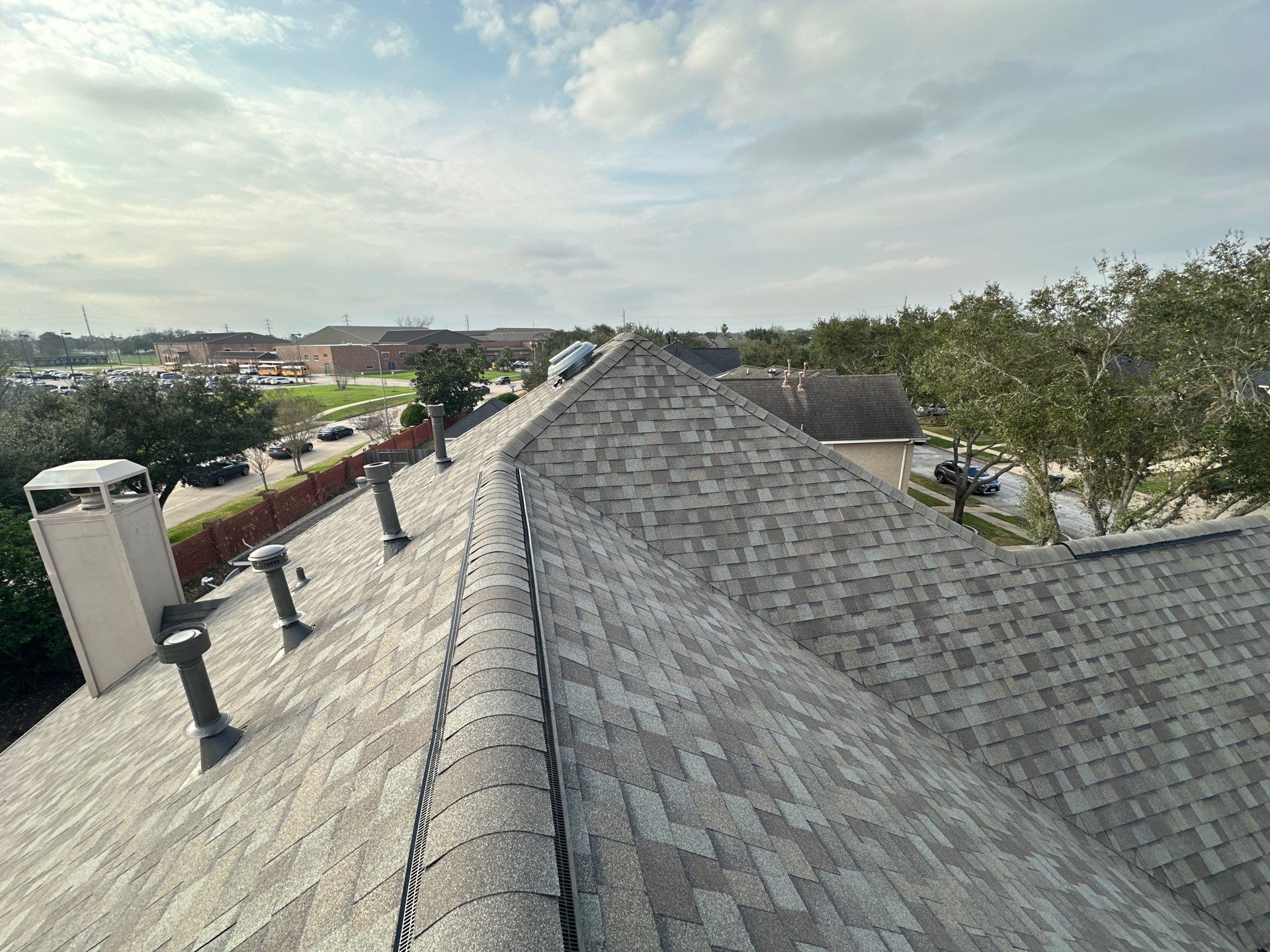 Owens Corning Duration Driftwood by Motion Roofing