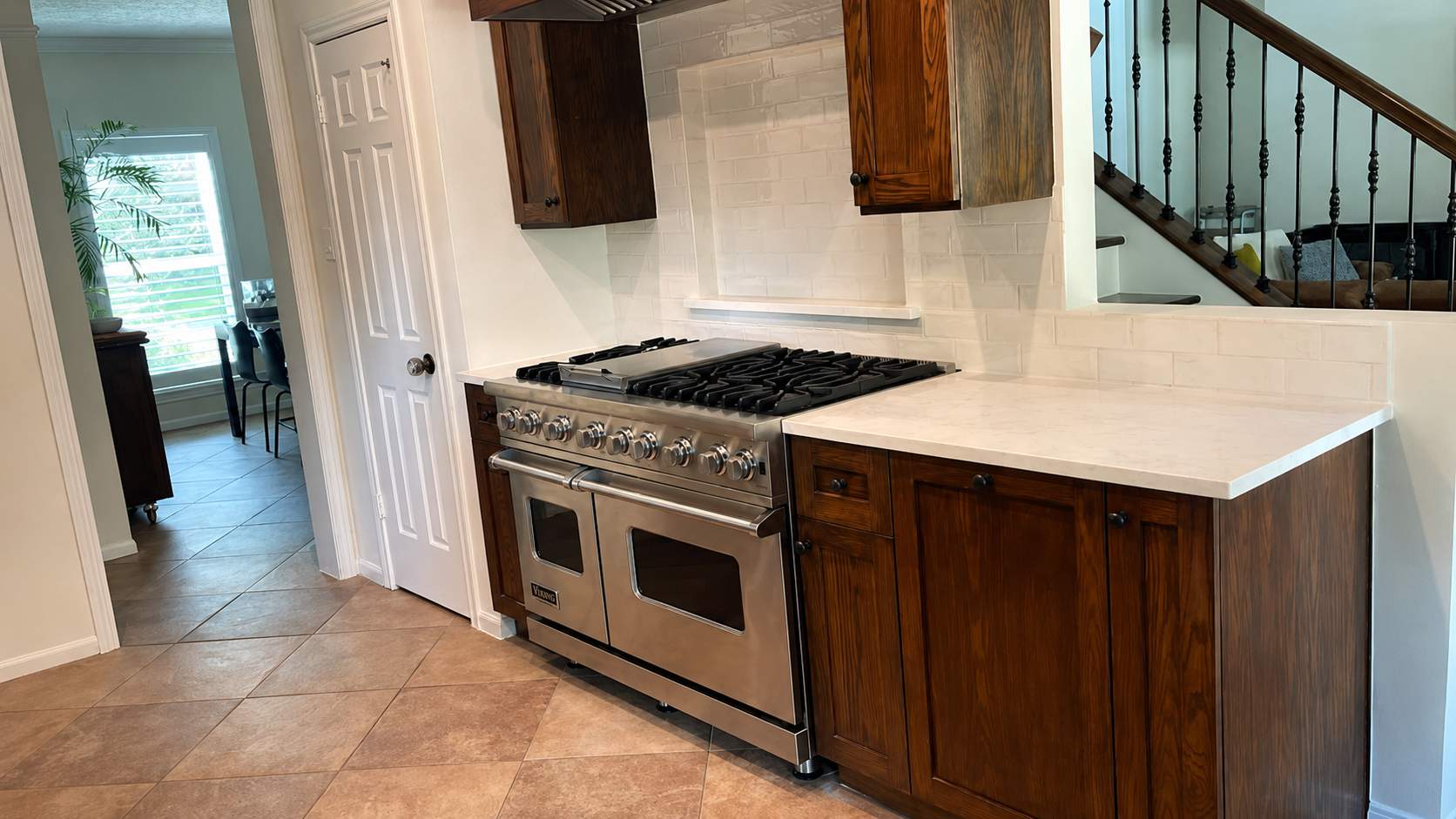 Spring Kitchen Renovation Featuring Calacatta Valentin Quartz and Viking Appliances by Rolling Nations