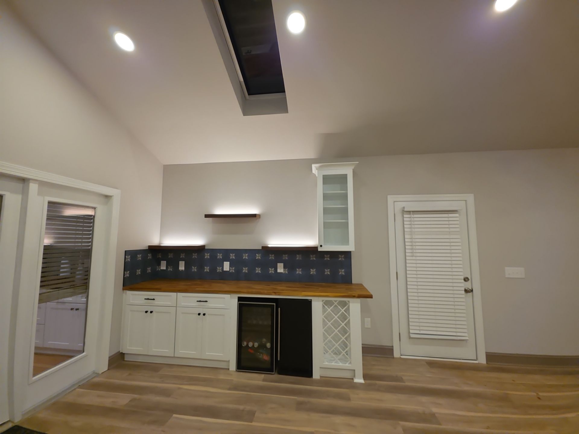 Four Season Addition by Ajayi Design and Construction 