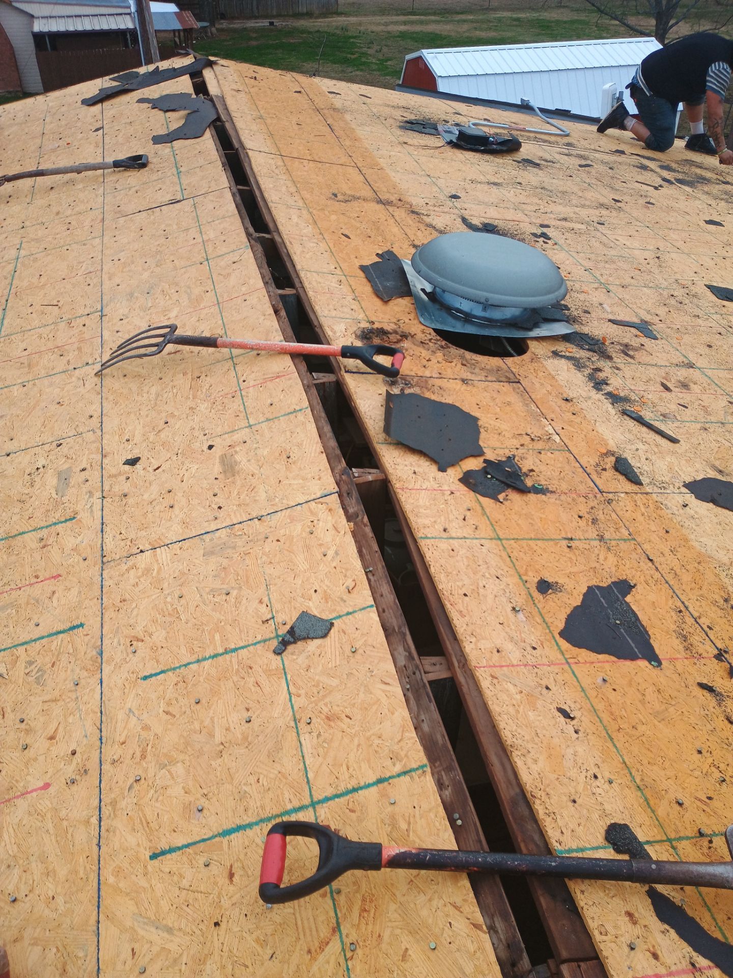 Residential Roof Replacement and Solar Detach and Reset in Ardmore by BANA Roofing and Solar Supply