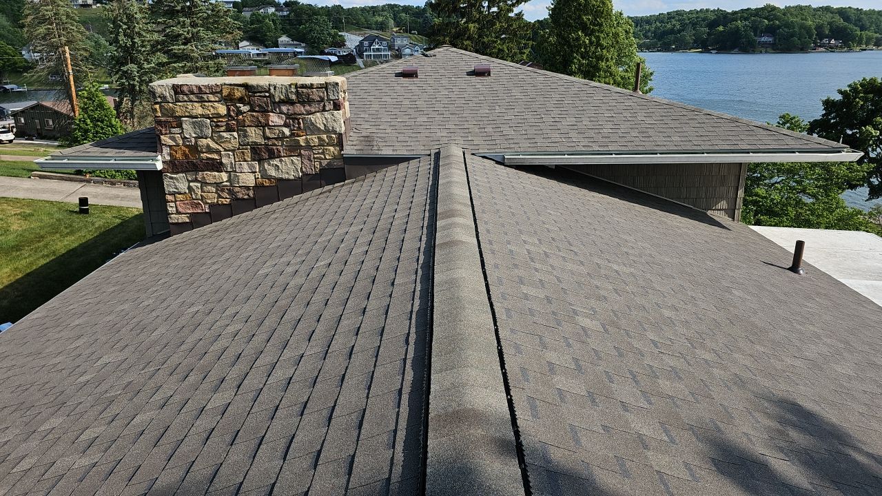 ATLAS PINNACLE HP W/SCOTCHGARD COLOR: WEATHERED WOOD by Eagle Eye Roofing