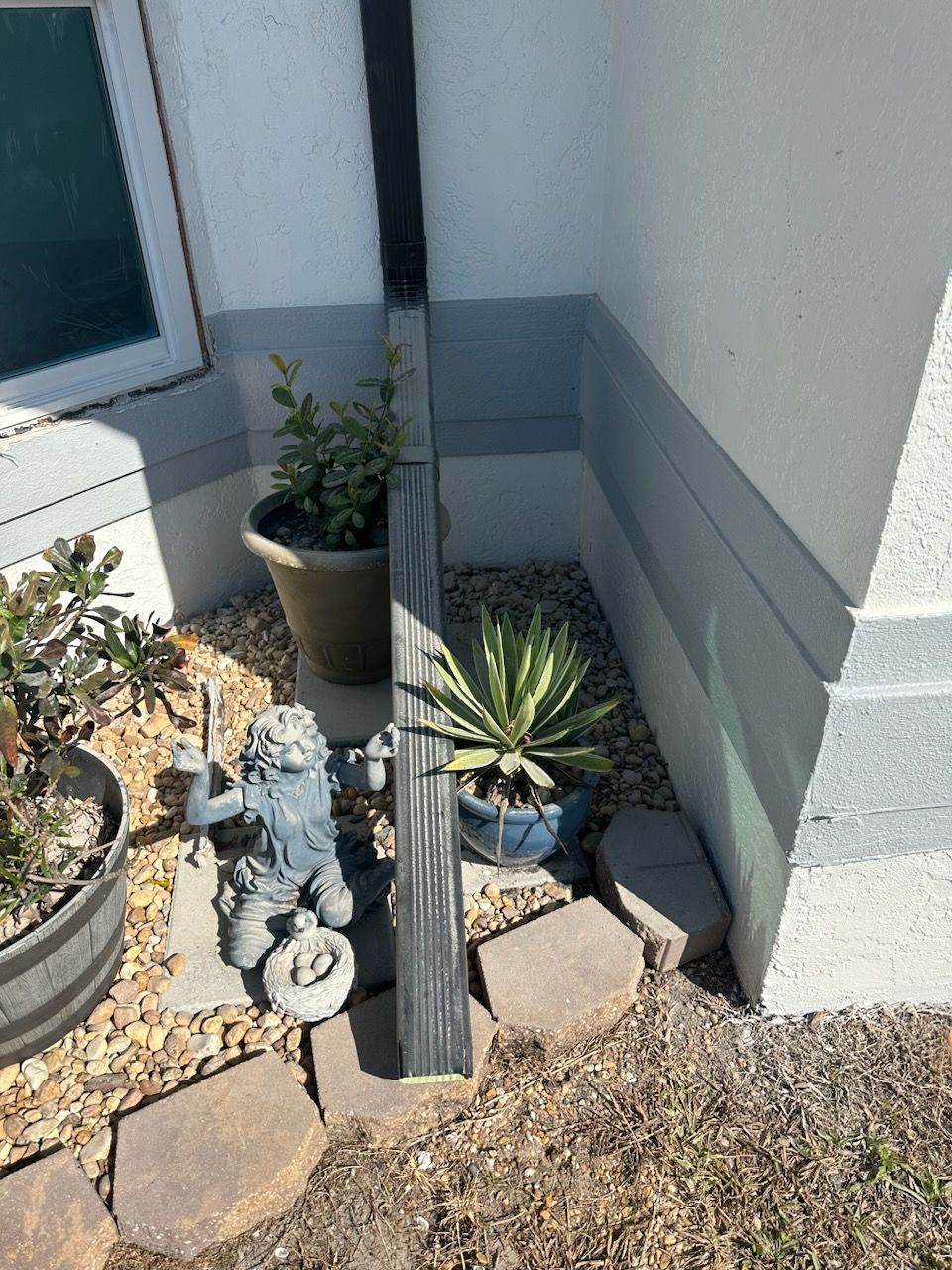 Black Seamless Gutters for Modern Cape Coral Homes by Gutter Professors