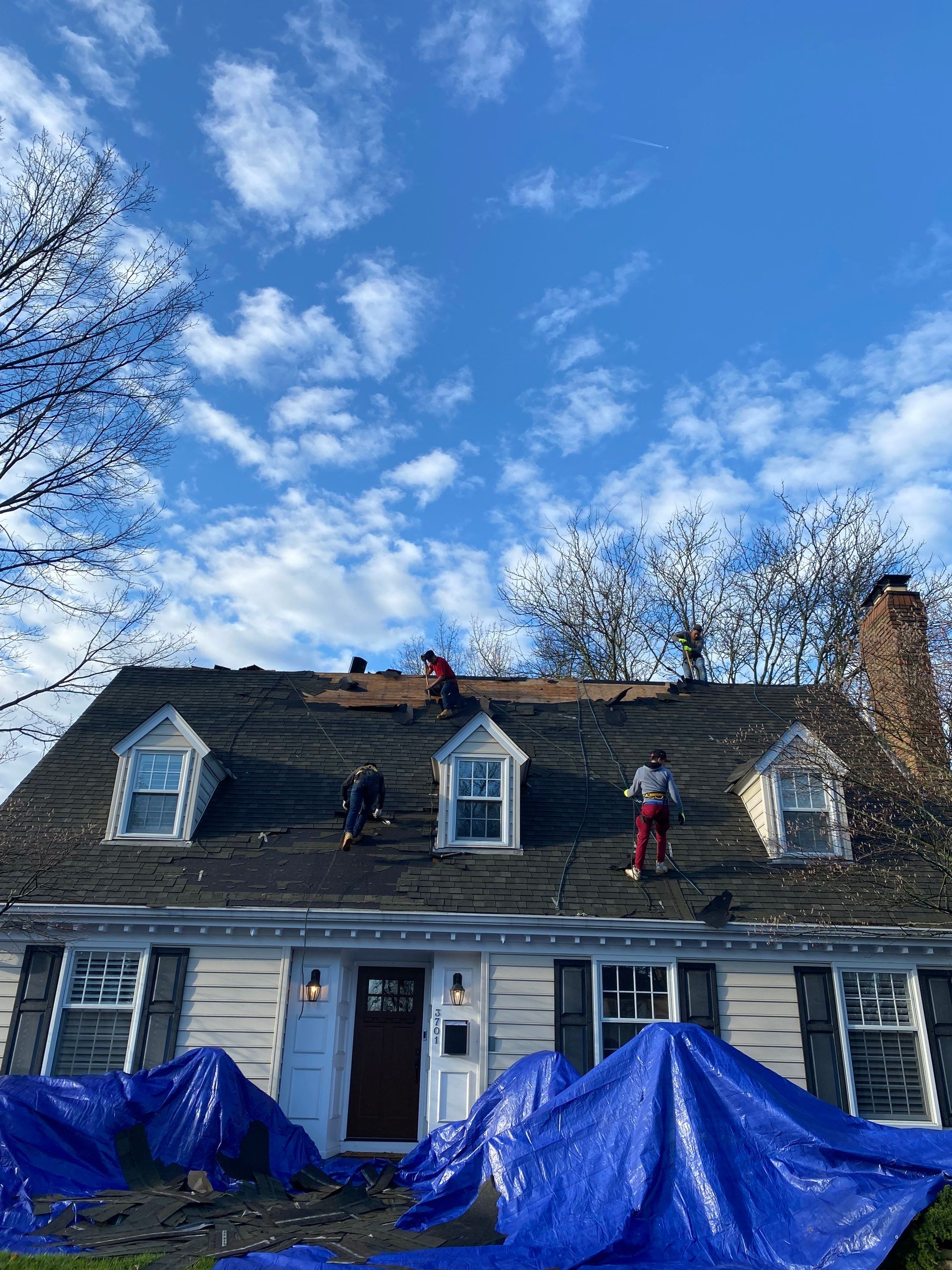 Residential Roofing Installation using James Hardie Fiber Cement Lap Siding and Certainteed Landmark Pro Shingles by Best Exteriors Inc