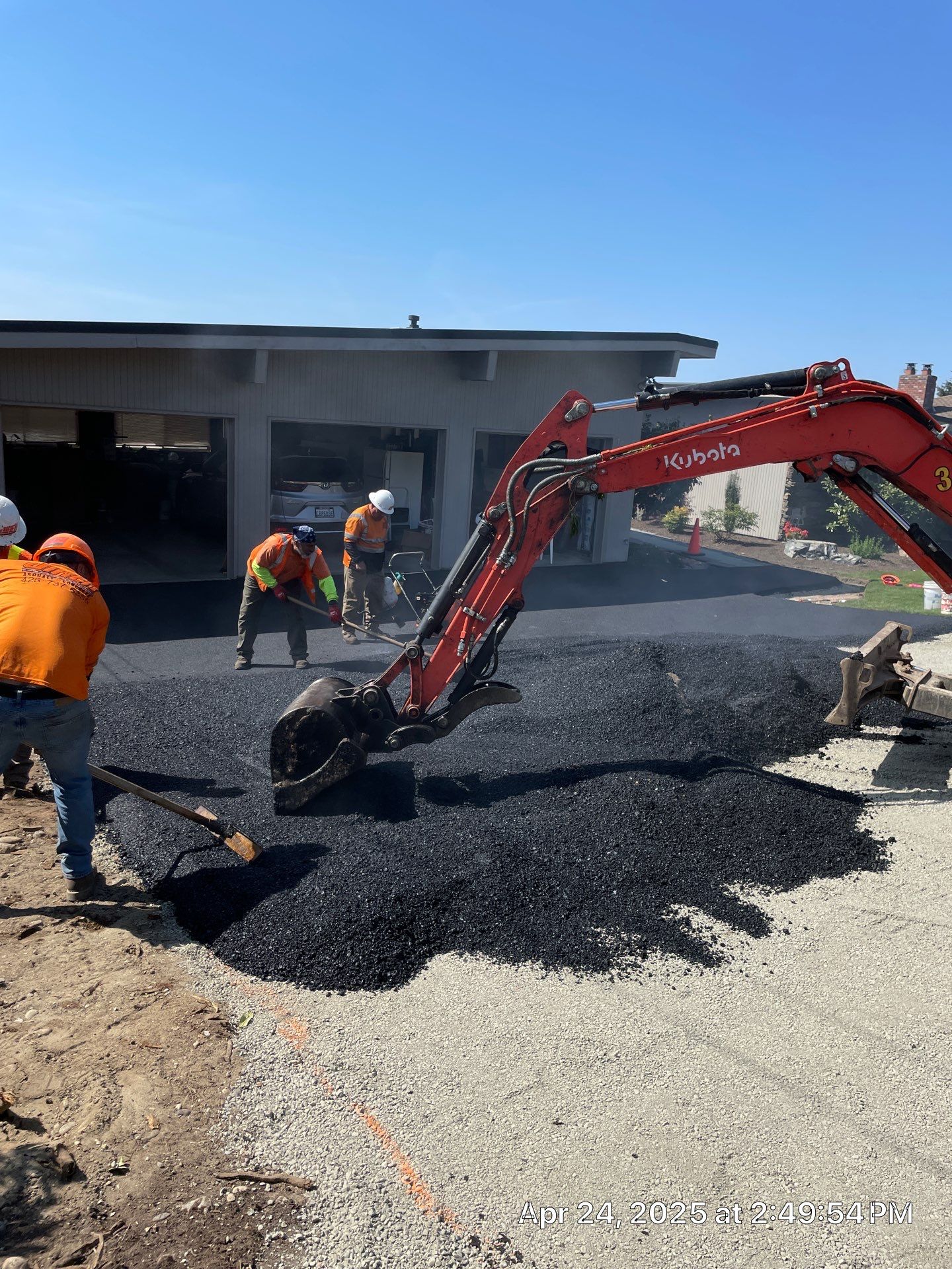 Asphalt Driveway Repair | Edmonds by Jireh Asphalt & Concrete Inc 