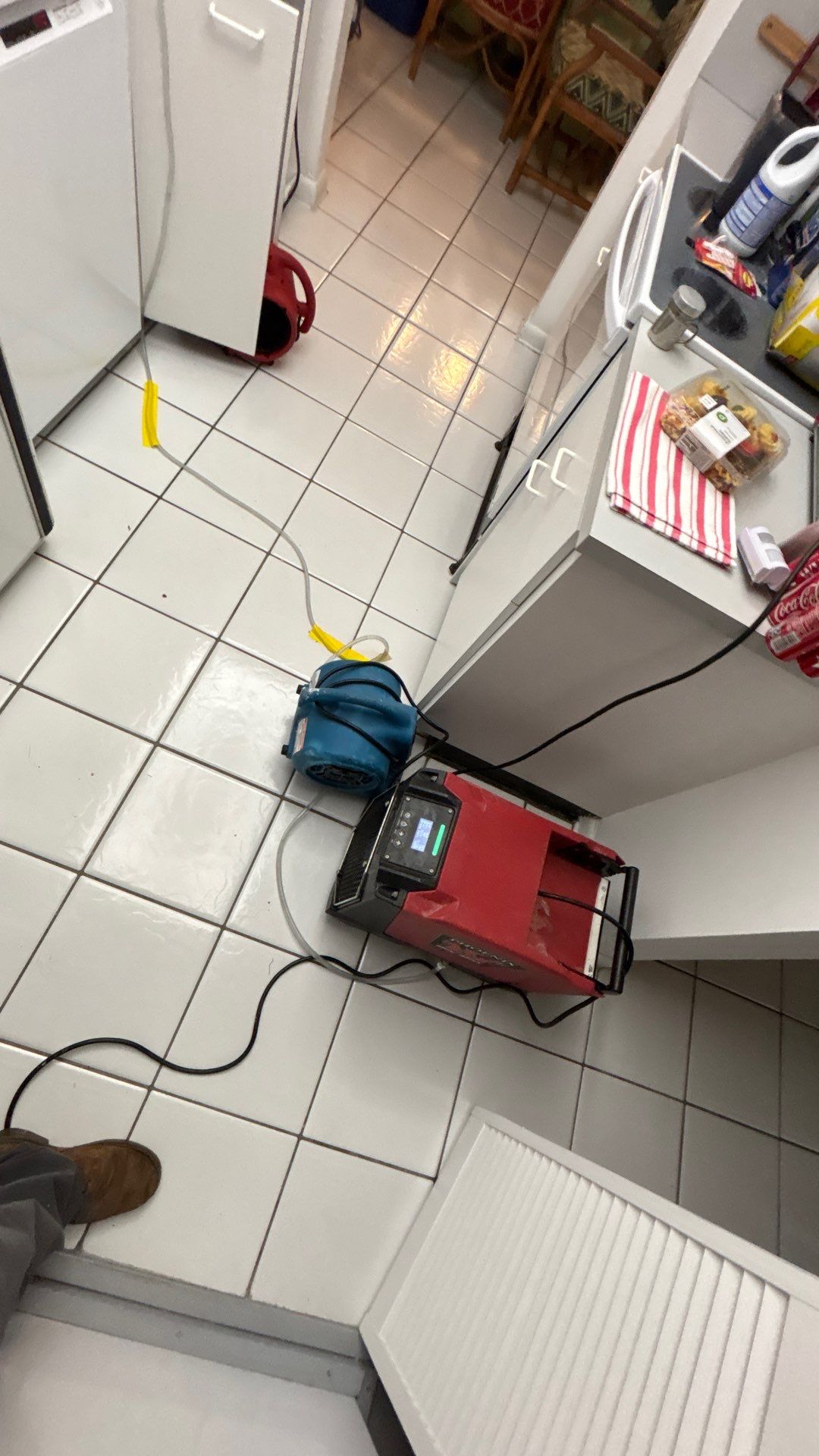 Water Damage Restoration and Thermal Moisture Detection in Miami by SuperClean