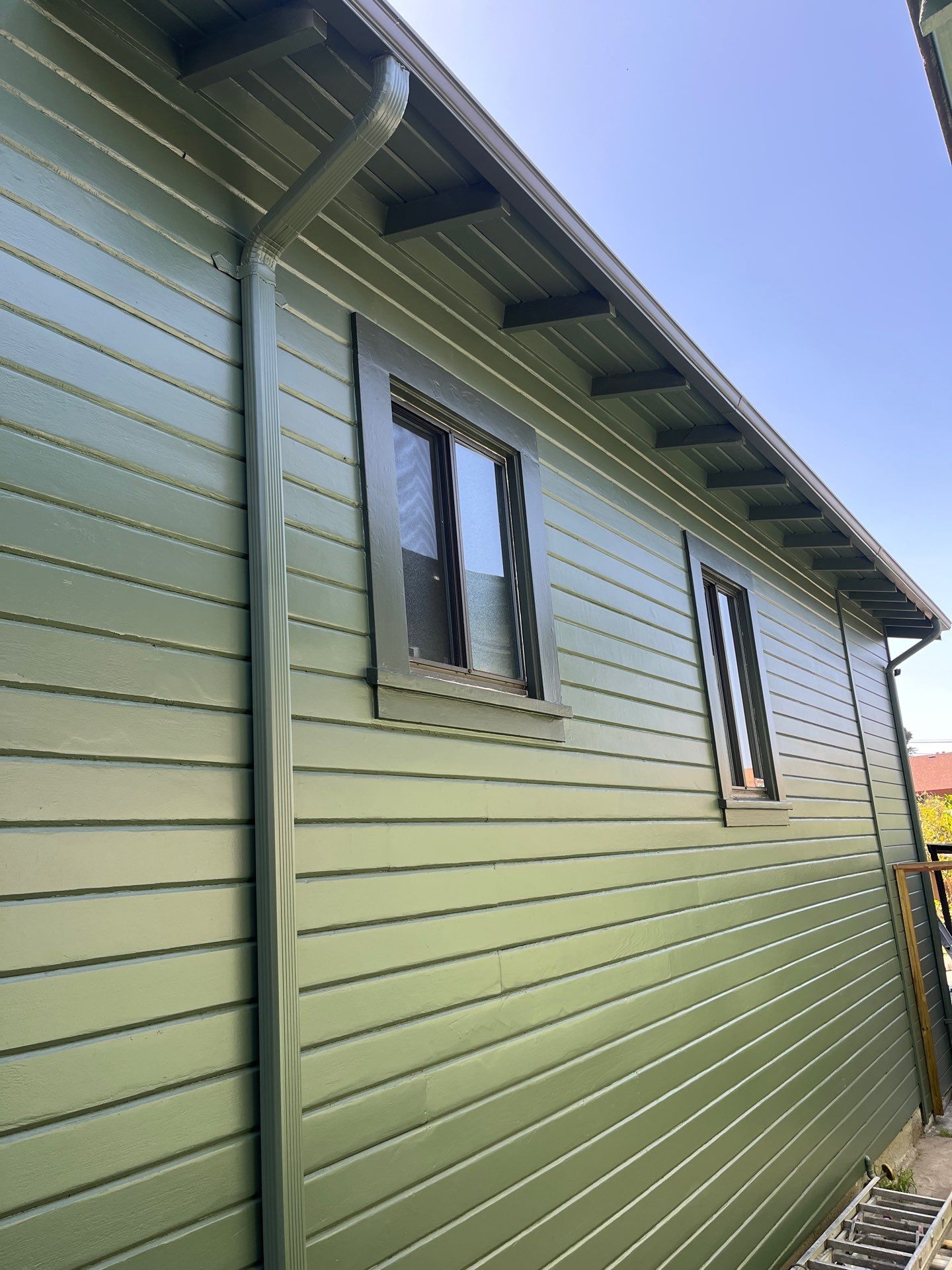Project in Oakland by Herrera’s Bay Area Painting inc.